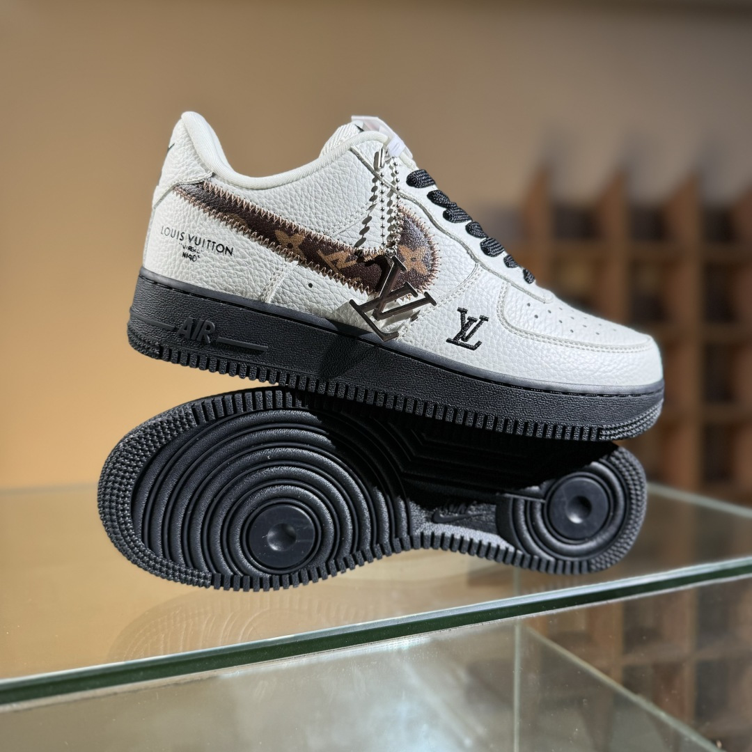 260 Nike Air Force 1'07 Low LV联名 素白雅棕 空军一号定制休闲板鞋 SC0601-559-Chinese UA Cheap High Quatity Brand Clothes Bags handbags Sneakers wholesale wholesaler seller from China Factory suppliers Fashion Clothing Shoes best Quality Beautiful Price 260 Nike Air Force 1'07 Low LV联名 素白雅棕 空军一号定制休闲板鞋 SC0601-559