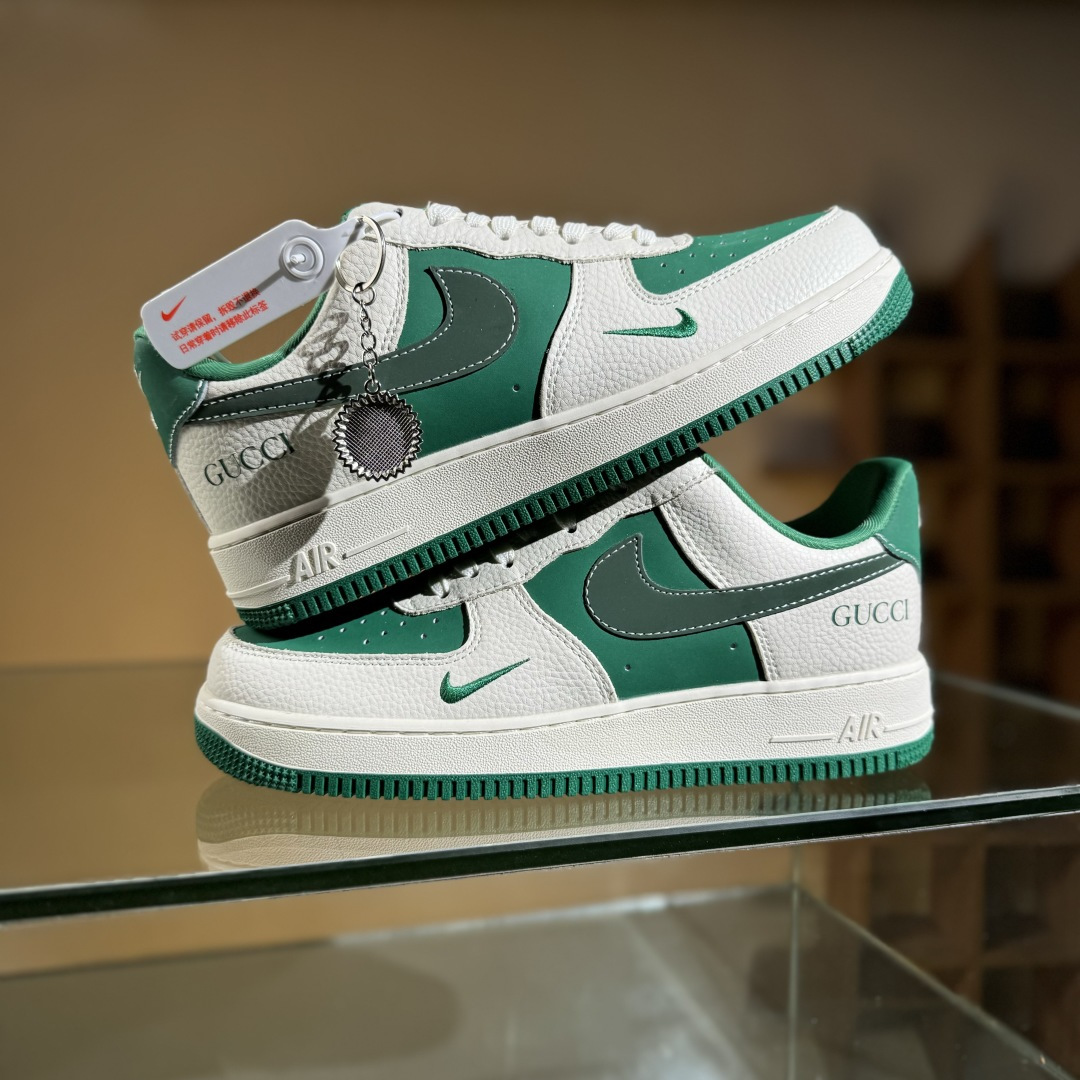 260 Nike Air Force 1 Low 07 x GUCCI 白绿小勾 KK1988-083-Chinese UA Cheap High Quatity Brand Clothes Bags handbags Sneakers wholesale wholesaler seller from China Factory suppliers Fashion Clothing Shoes best Quality Beautiful Price 260 Nike Air Force 1 Low 07 x GUCCI 白绿小勾 KK1988-083