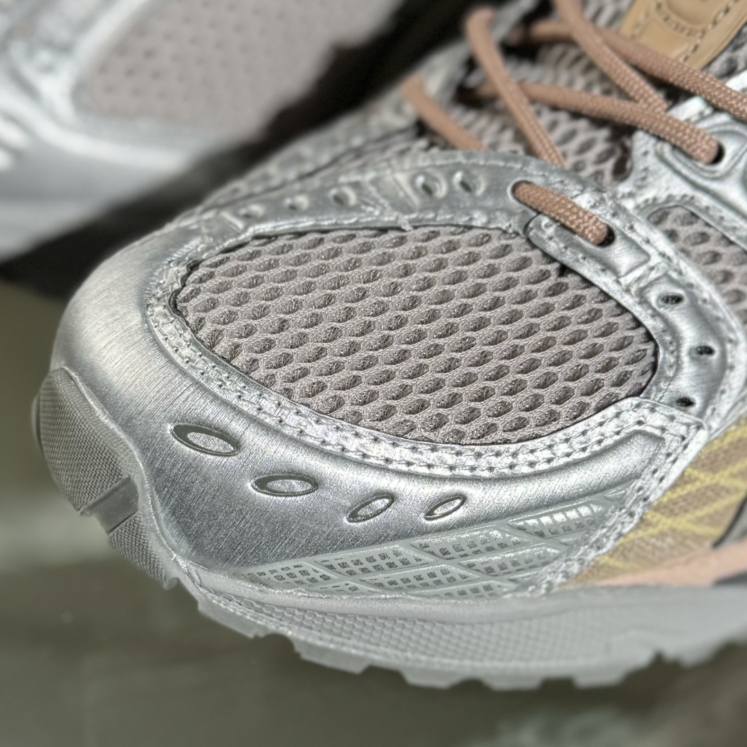 210 Asics GEL-Kahana NIMBUS 10.1 银 耐磨透气低帮休闲鞋  1203A543-250