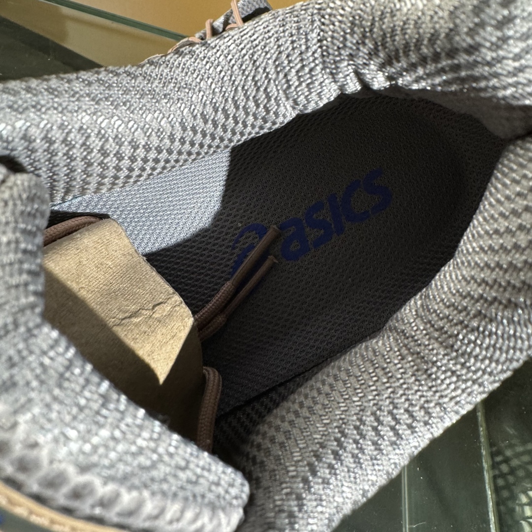 210 Asics GEL-Kahana NIMBUS 10.1 银 耐磨透气低帮休闲鞋  1203A543-250