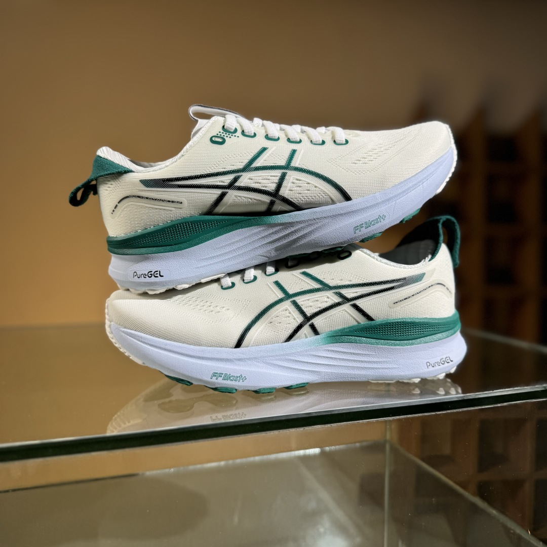 190 Asics Gel-Kayano 32 卡亚诺32代有氧轻量运动慢跑鞋  1011C052-102