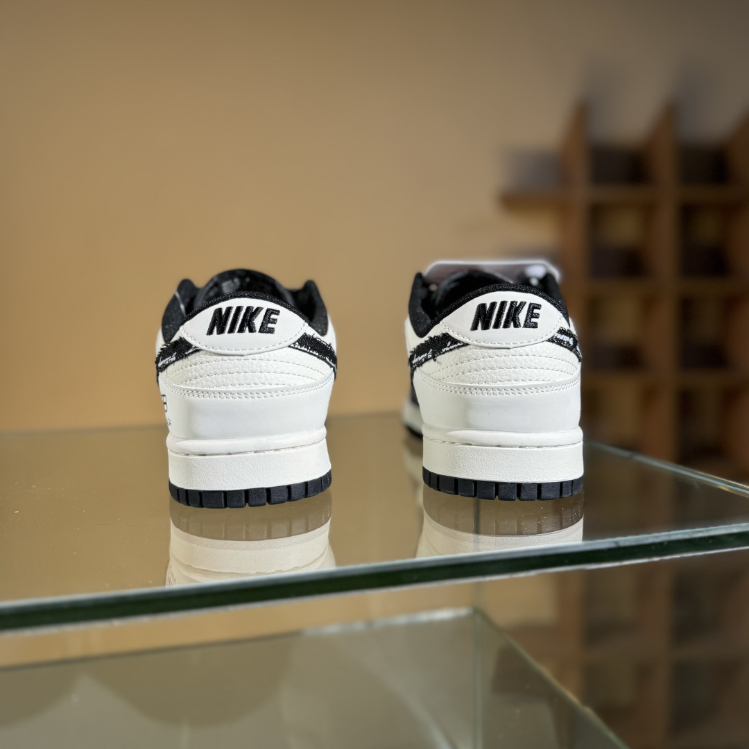 260 Nike SB Dunk Low x Balenciaga 黑白小勾满天星  XD1588-226