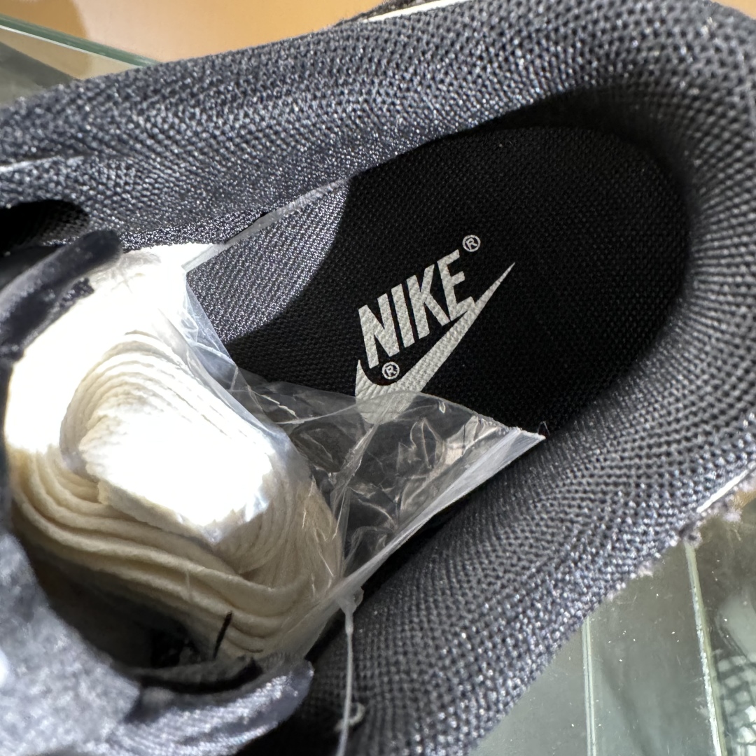 260 Nike SB Dunk Low x Balenciaga 黑白小勾满天星  XD1588-226