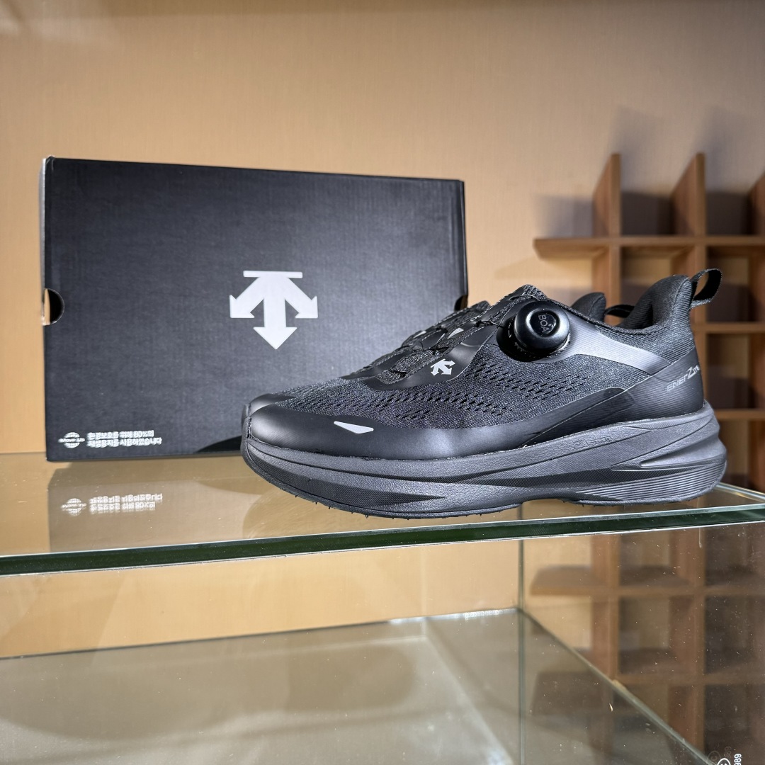260 迪桑特DESCENTE LAVITATE WIRE 3.0 舒适百搭防滑耐磨 低帮休闲跑步鞋 D5232RRN07