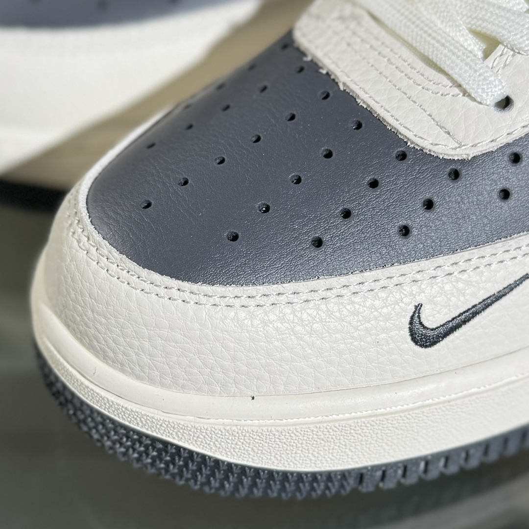 260 Nike Air Force 1'07 Low 巴黎世家联名 米黑涂鸦 空军一号低帮休闲板鞋 XL1978-103