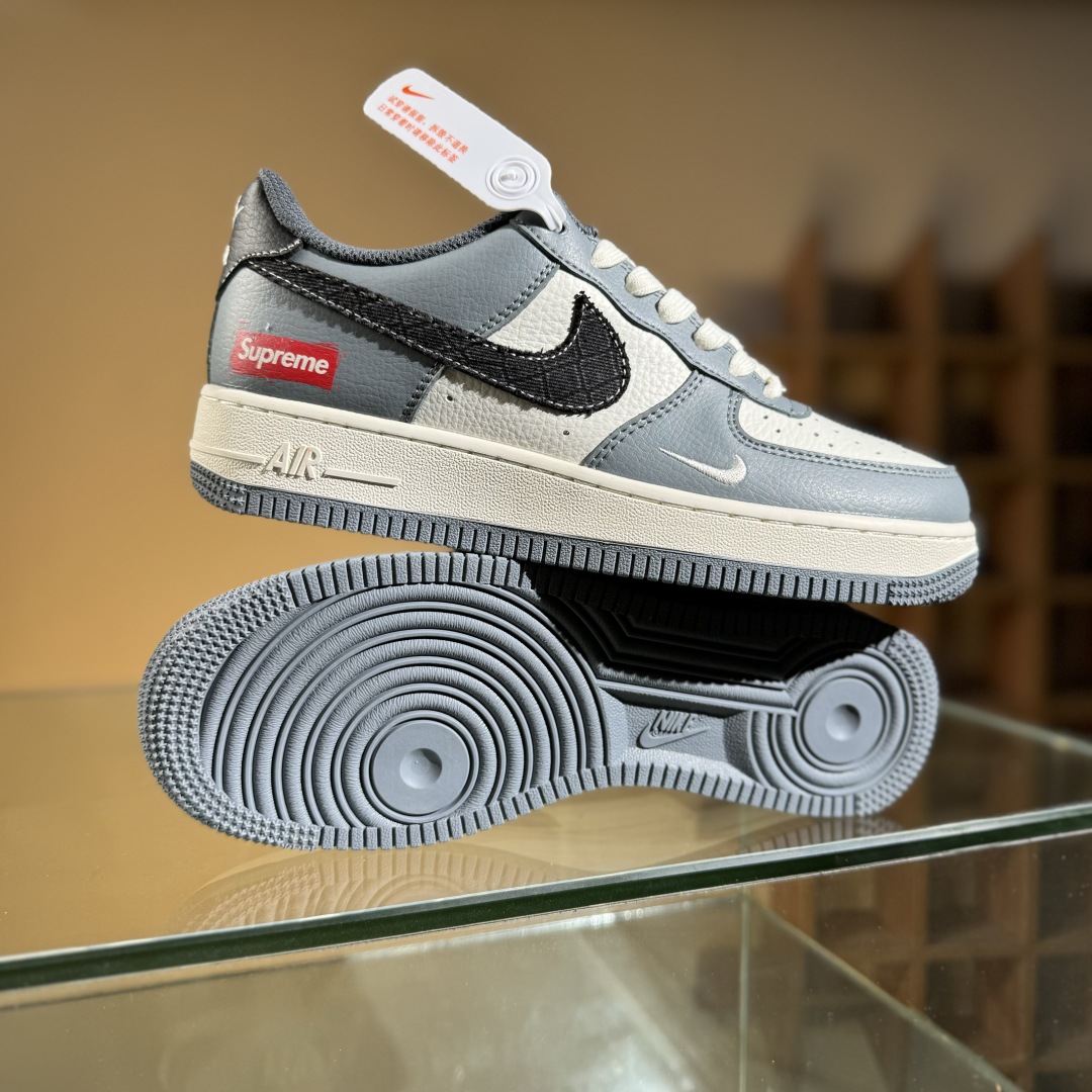 260 Nike Air Force 1 Low 07 x Supreme 灰白小勾  HS8068-046