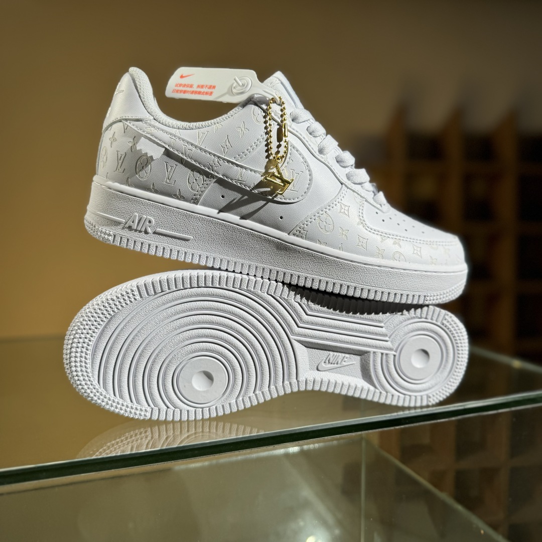 220 Nike Air Force 1 Low 07 x Louis Vuitt纯白满印 CW2288-111