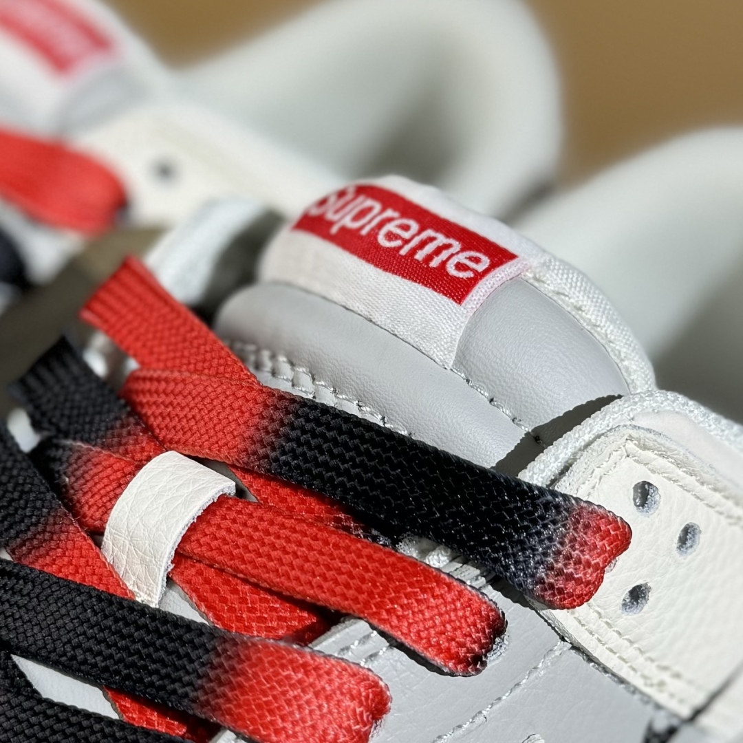 280 Nike SB Dunk Low Supreme联名 双拼米灰三勾 高端定制 低帮休闲板鞋 QW5836-010