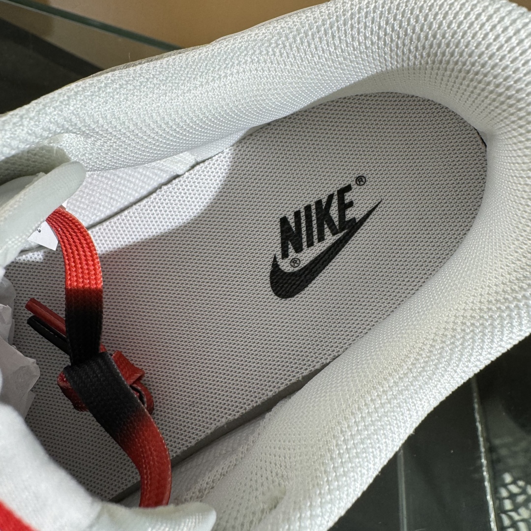 280 Nike SB Dunk Low Supreme联名 双拼米灰三勾 高端定制 低帮休闲板鞋 QW5836-010