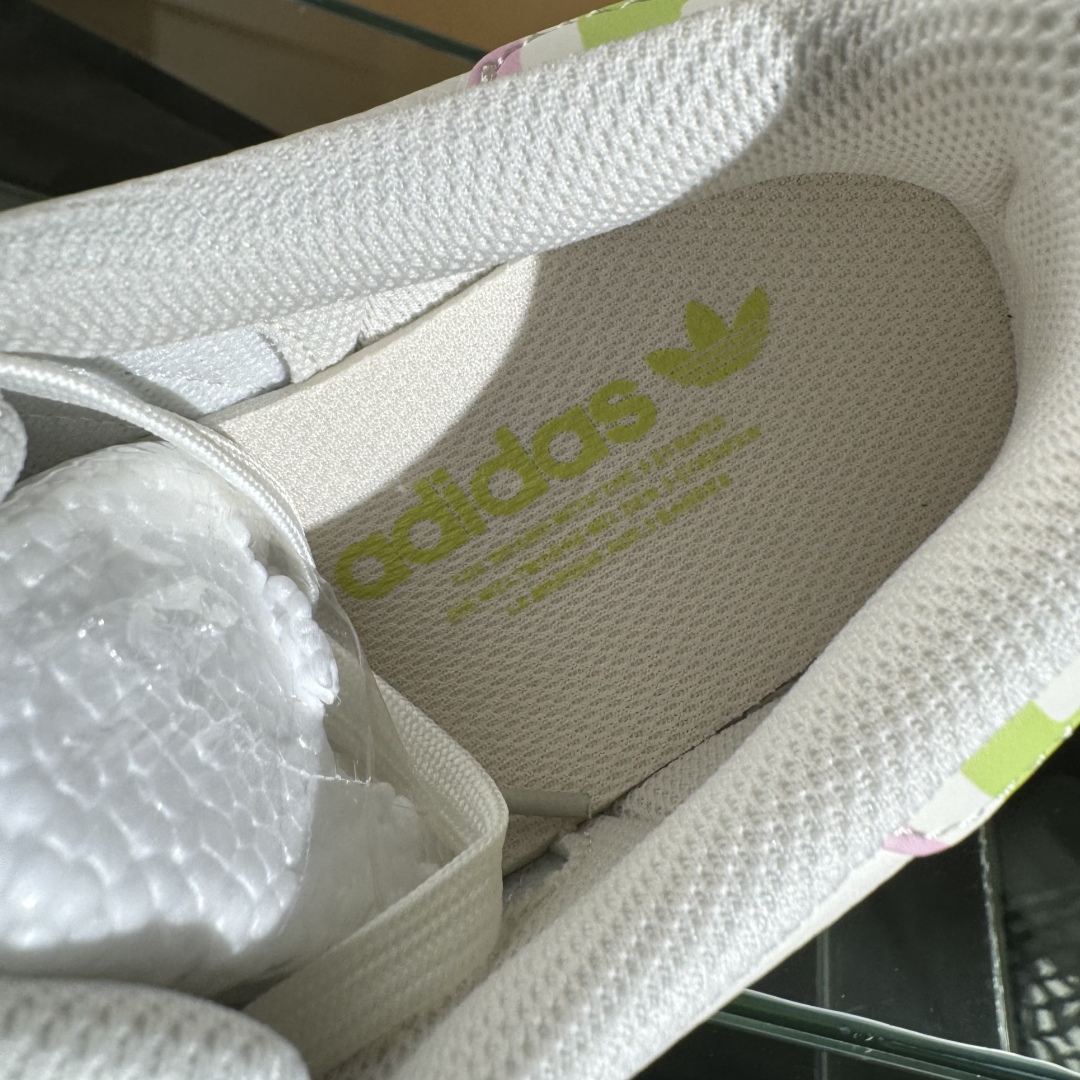 240 AdidOriginals Superstar 阿迪达斯 三叶草 贝壳头’DIY’系列低帮经典百搭休闲运动板鞋  DS0024