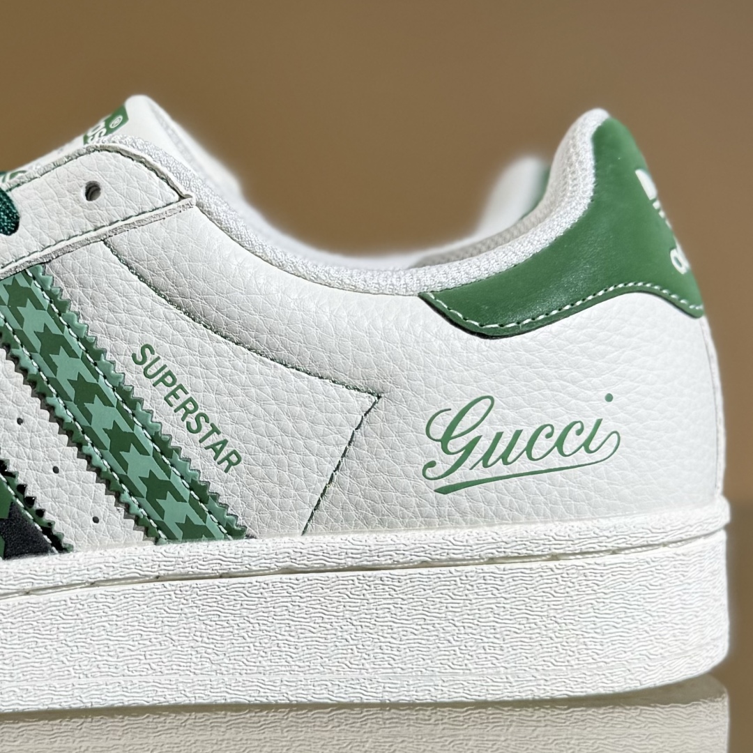 240 AdidOriginals Superstar 阿迪达斯 三叶草 贝壳头’DIY’系列低帮经典百搭休闲运动板鞋  DS0022