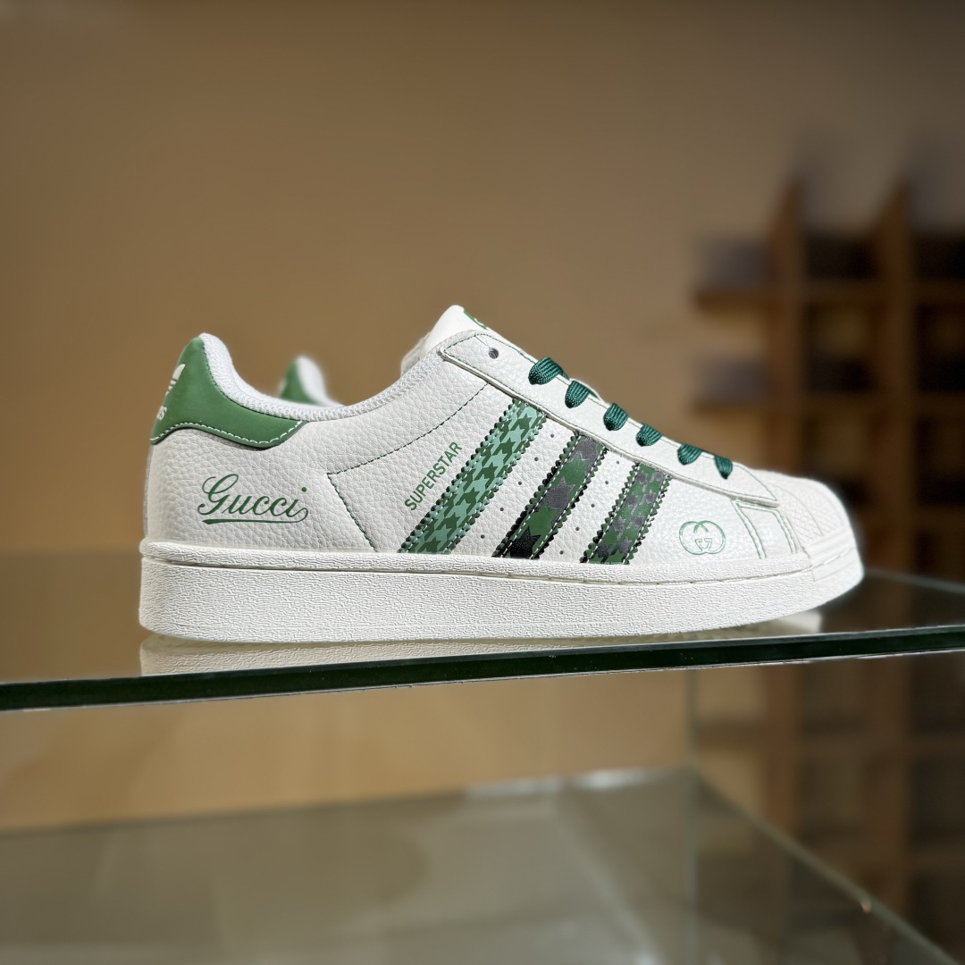 240 AdidOriginals Superstar 阿迪达斯 三叶草 贝壳头’DIY’系列低帮经典百搭休闲运动板鞋  DS0022