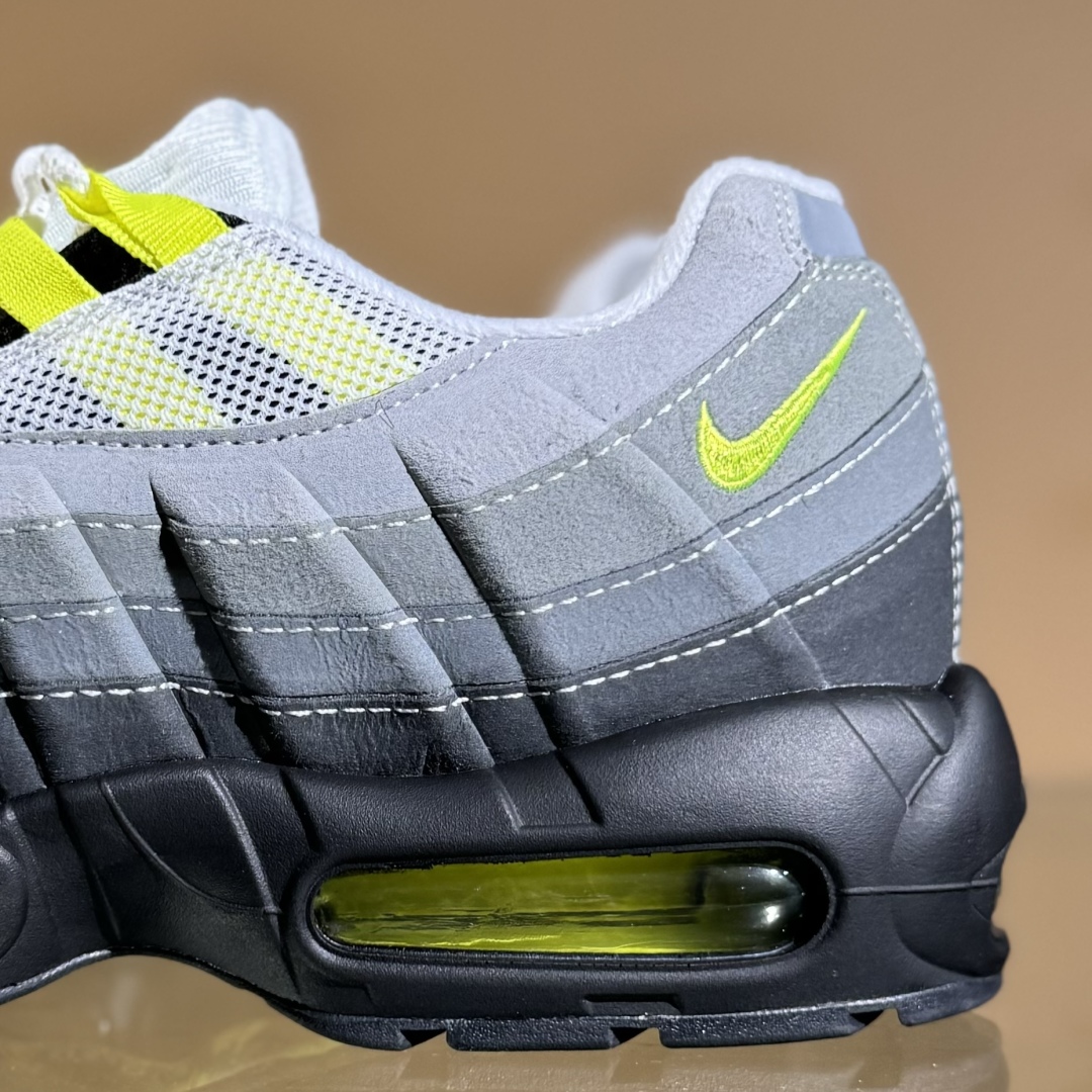 260 EM版 NK Air Max 95 低帮休闲运动板鞋 CT1689-001
