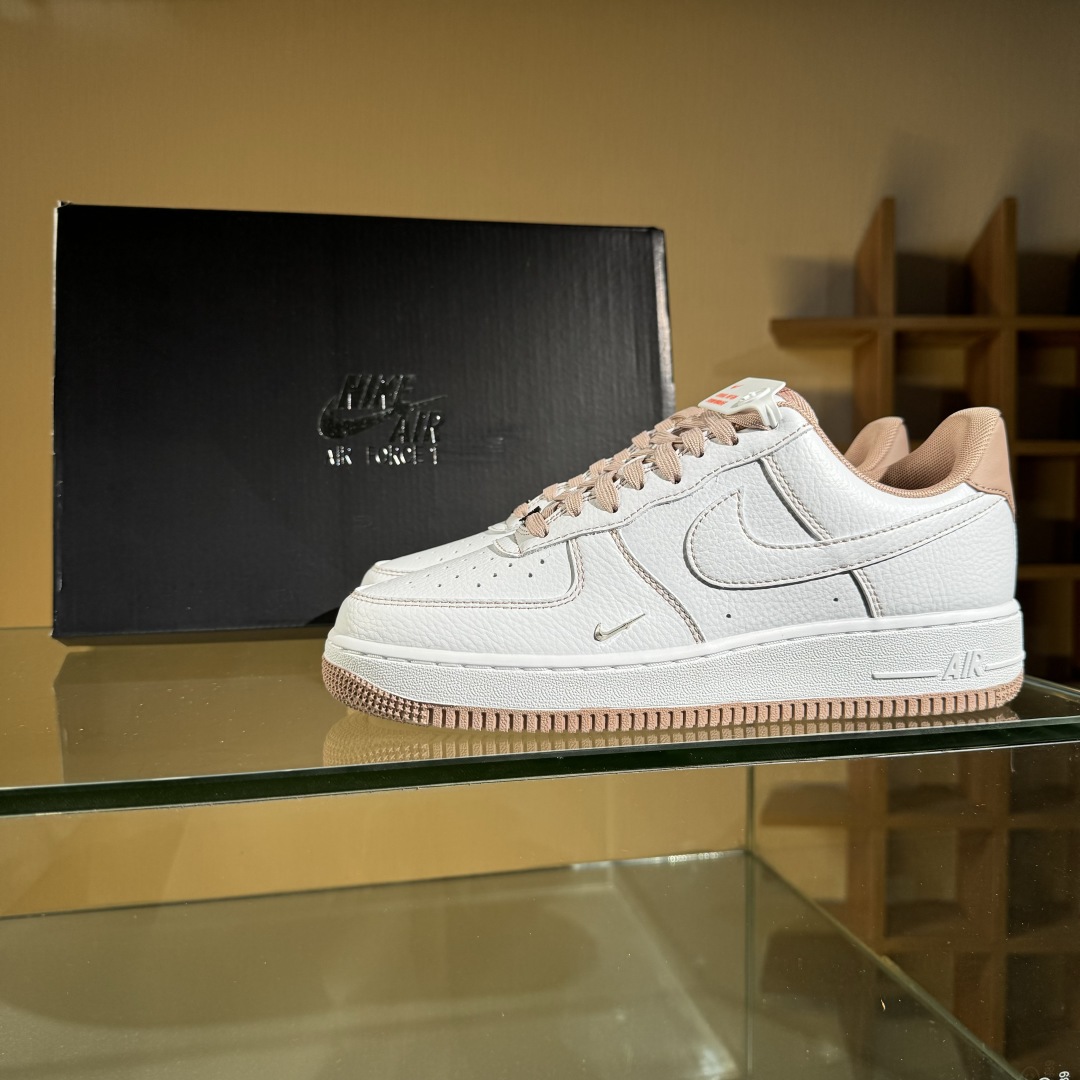 200 Air Force 1 '07 Low 白粉小银钩  IB6543-100