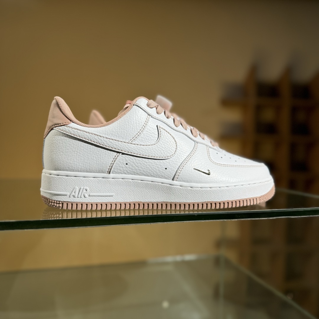 200 Air Force 1 '07 Low 白粉小银钩  IB6543-100