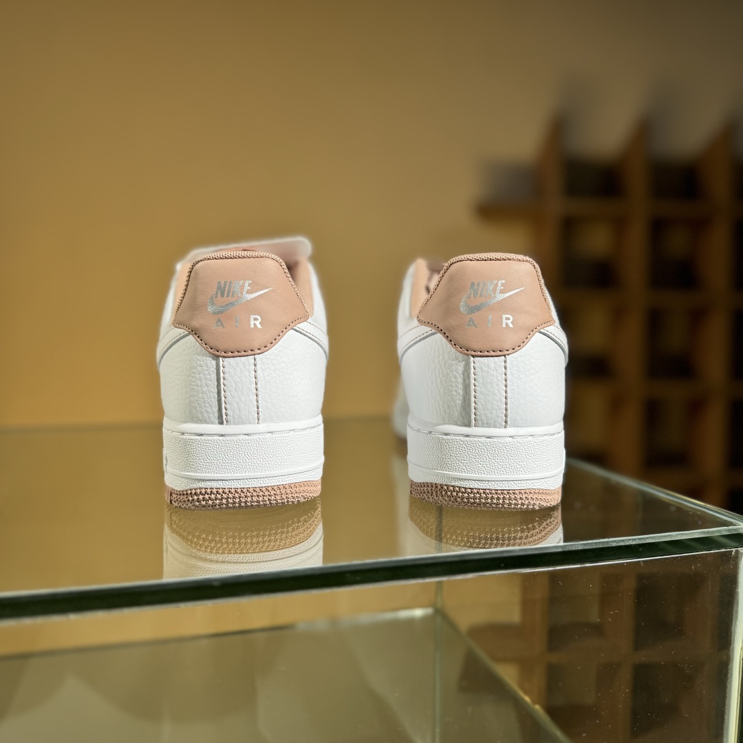 200 Air Force 1 '07 Low 白粉小银钩  IB6543-100