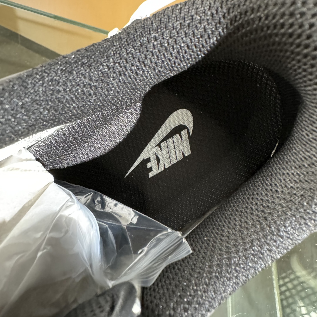 260 Nike Air Force 1‘07 Low 联名 米灰黑生胶 空军一号低帮休闲板鞋 HJ3318-005