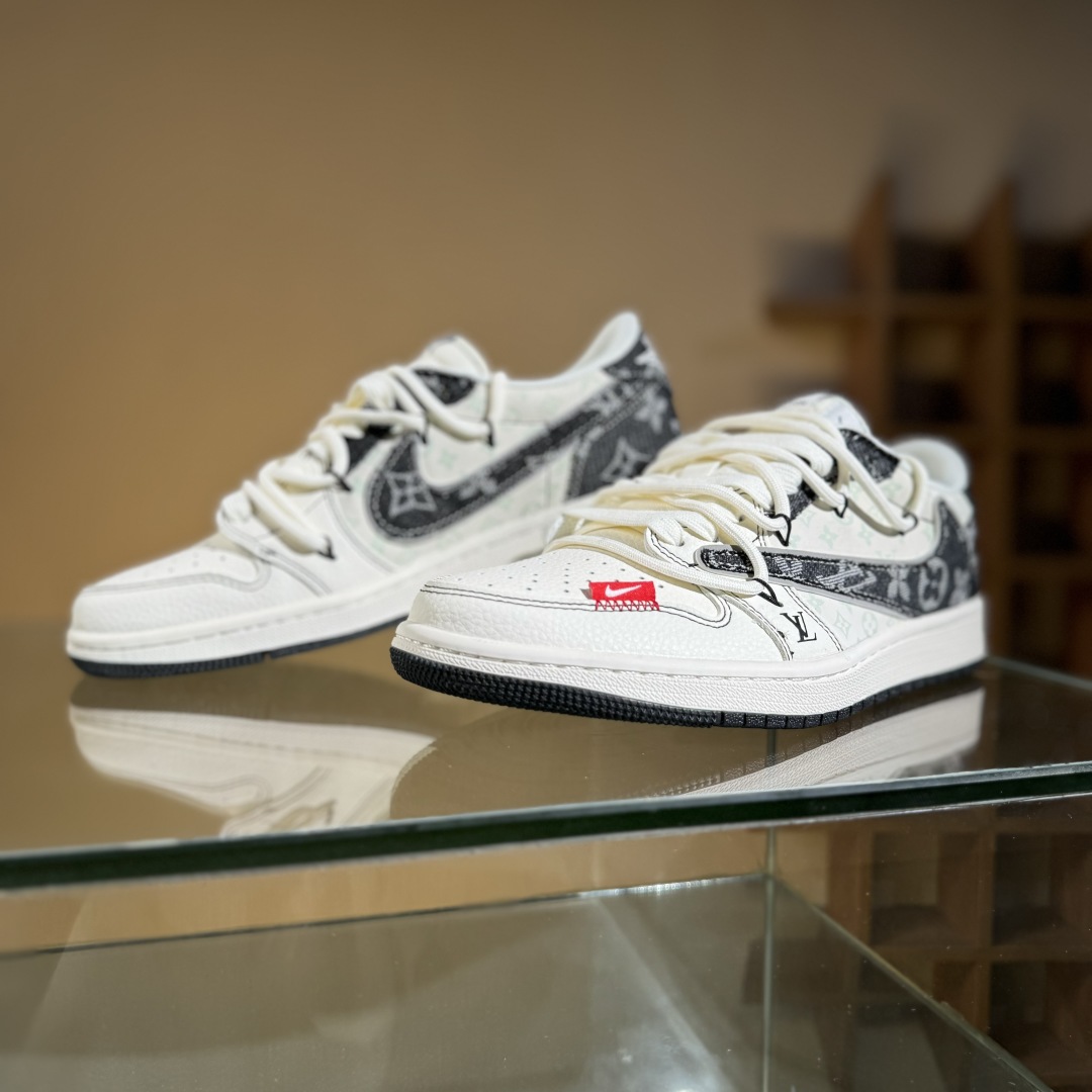 300 Travis Scott x Fragment Design x Air Jordan 1 Low SP AJ1 乔1 LV联名 黑帆布抽绳 低帮文化休闲板鞋 YX5066-388
