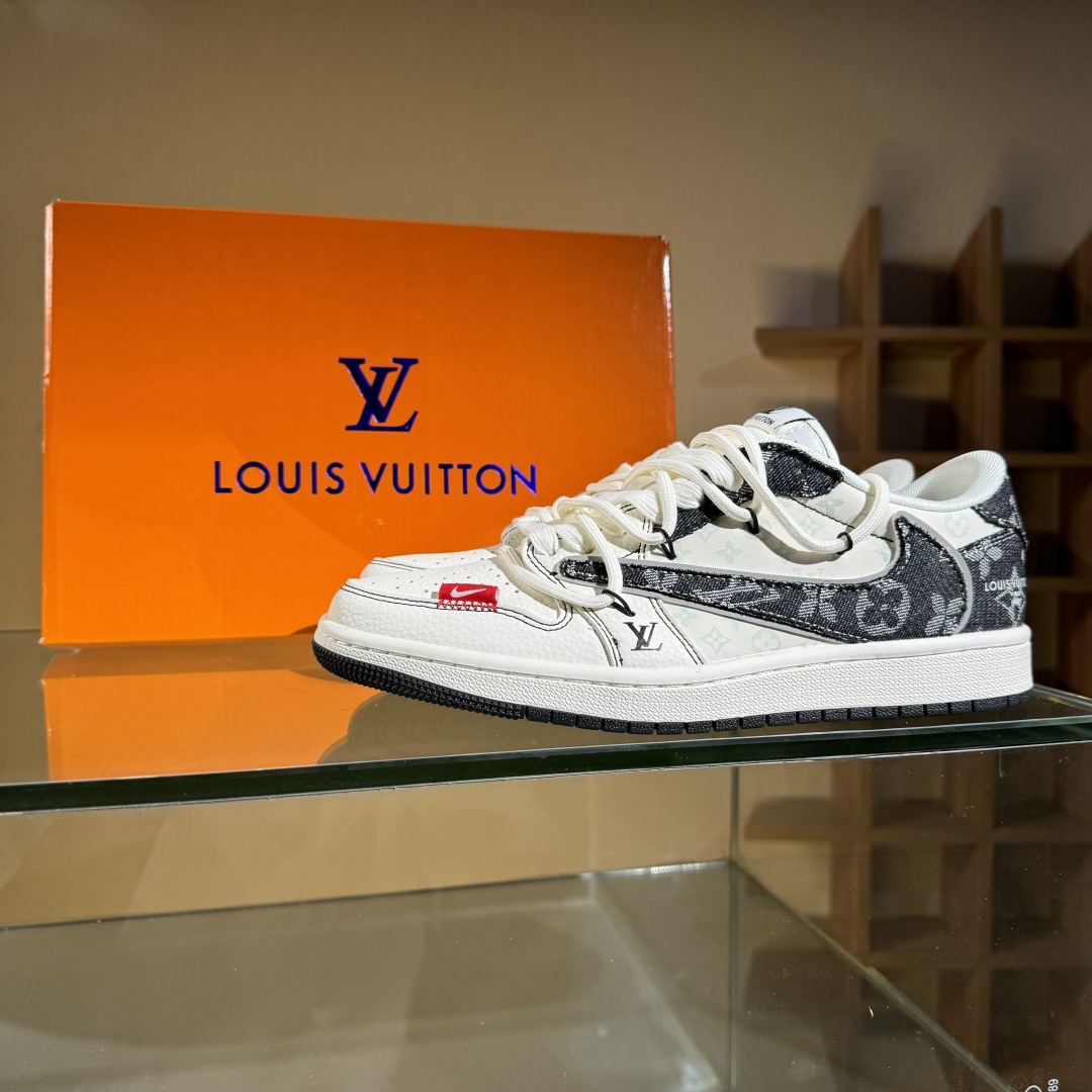 300 Travis Scott x Fragment Design x Air Jordan 1 Low SP AJ1 乔1 LV联名 黑帆布抽绳 低帮文化休闲板鞋 YX5066-388