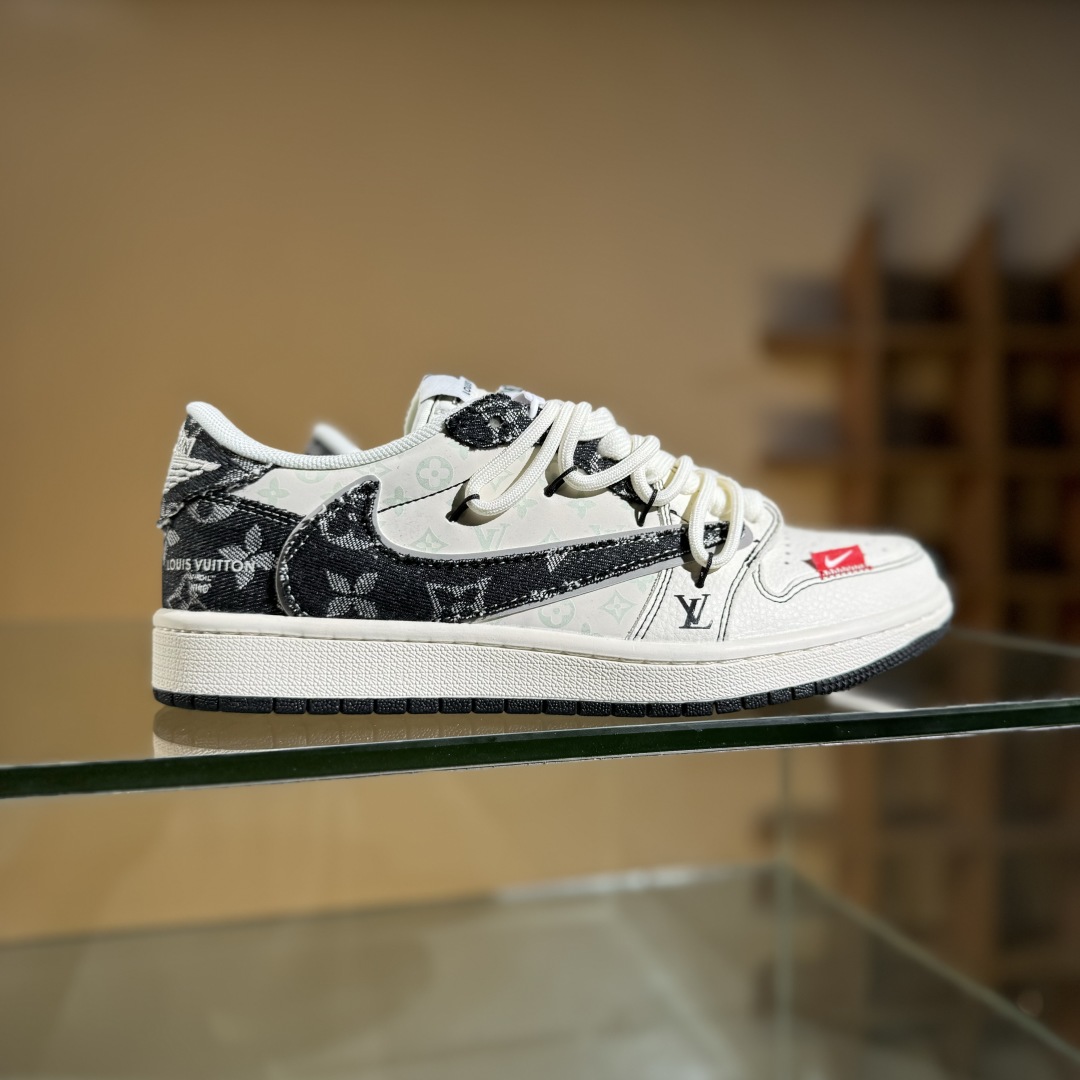 300 Travis Scott x Fragment Design x Air Jordan 1 Low SP AJ1 乔1 LV联名 黑帆布抽绳 低帮文化休闲板鞋 YX5066-388