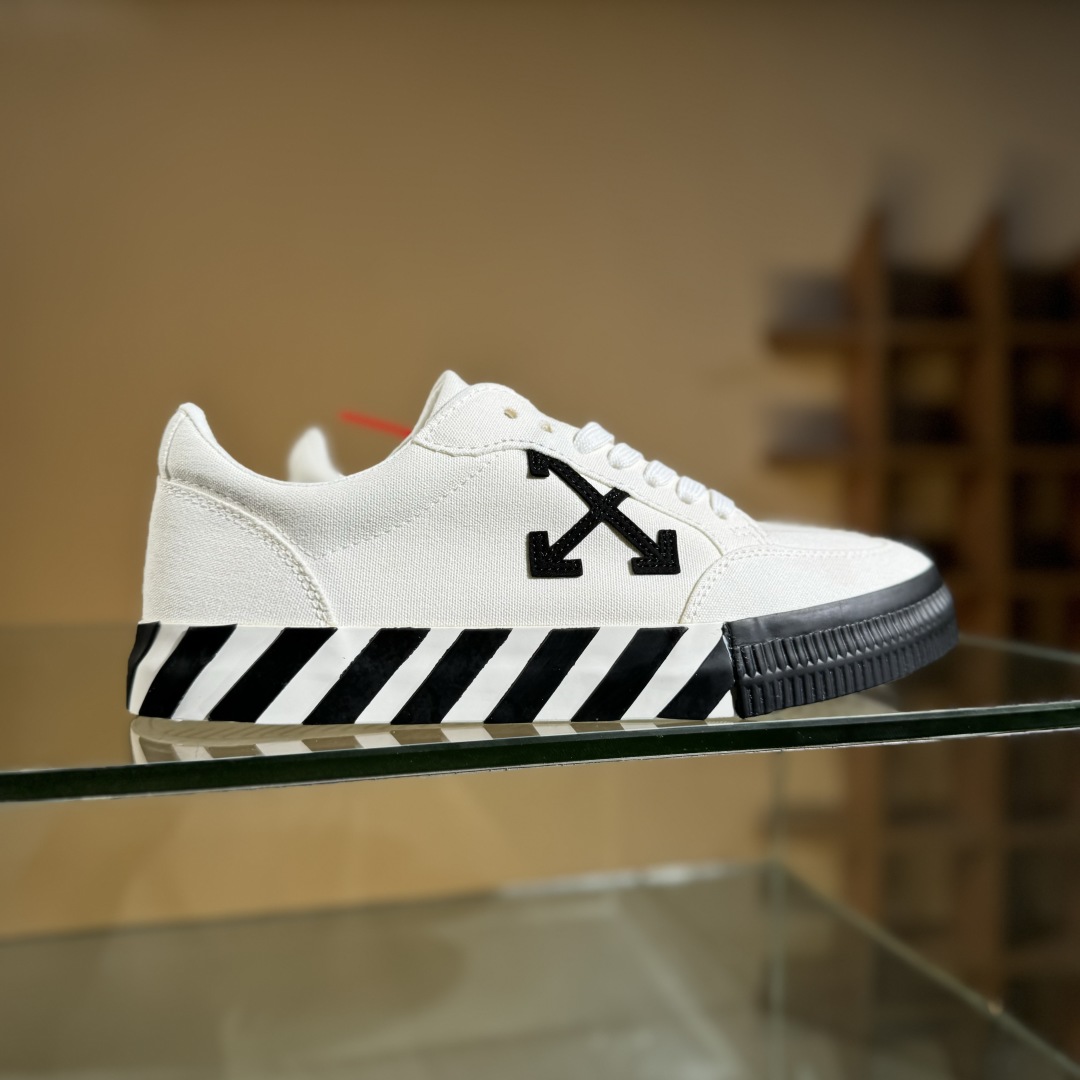 210 Off-White c/o Virgil Abloh Vulc Low Top 箭头低帮硫化帆布板鞋