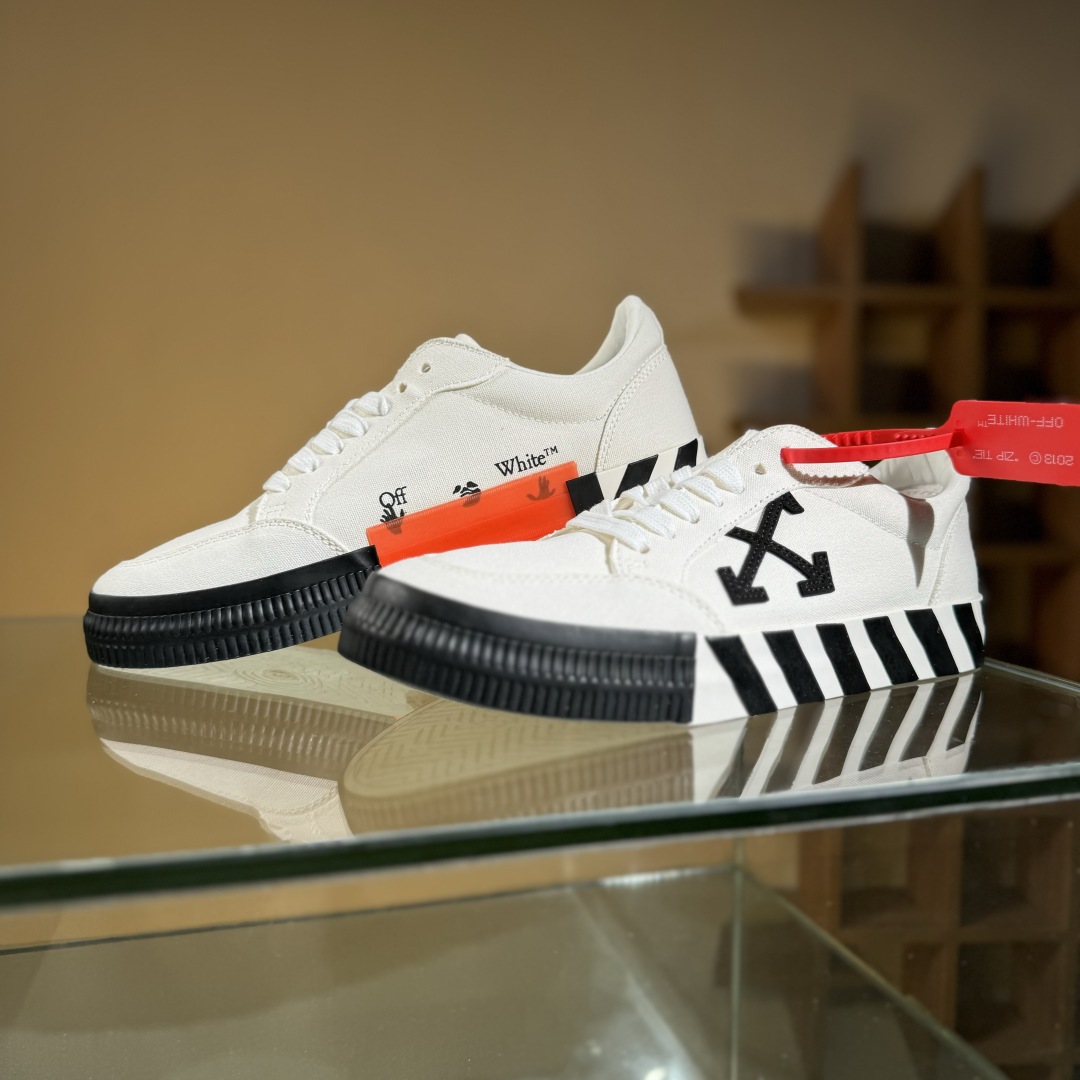 210 Off-White c/o Virgil Abloh Vulc Low Top 箭头低帮硫化帆布板鞋