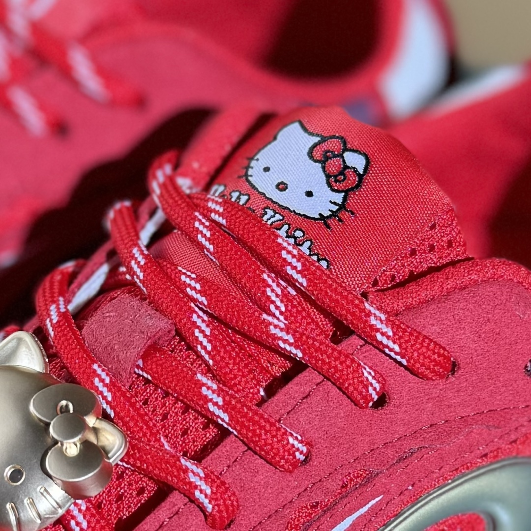 220 OLD ORDER Turbo-Lite芭蕾复古德训鞋 Hello Kitty联名大红配色超独特百搭 O2320814