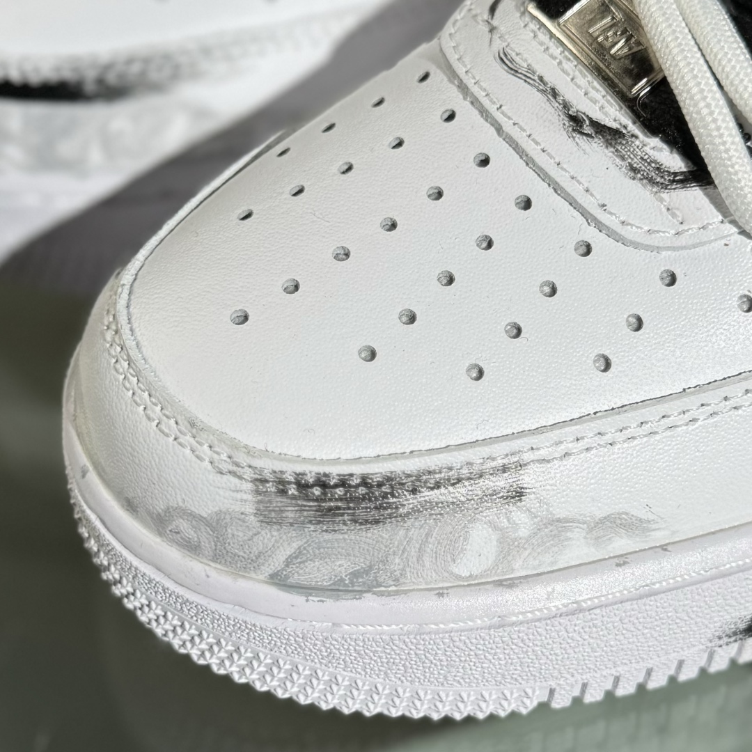 260 Nike Air Force 1‘07 Low 空军一号低帮休闲板鞋 CW2288-111