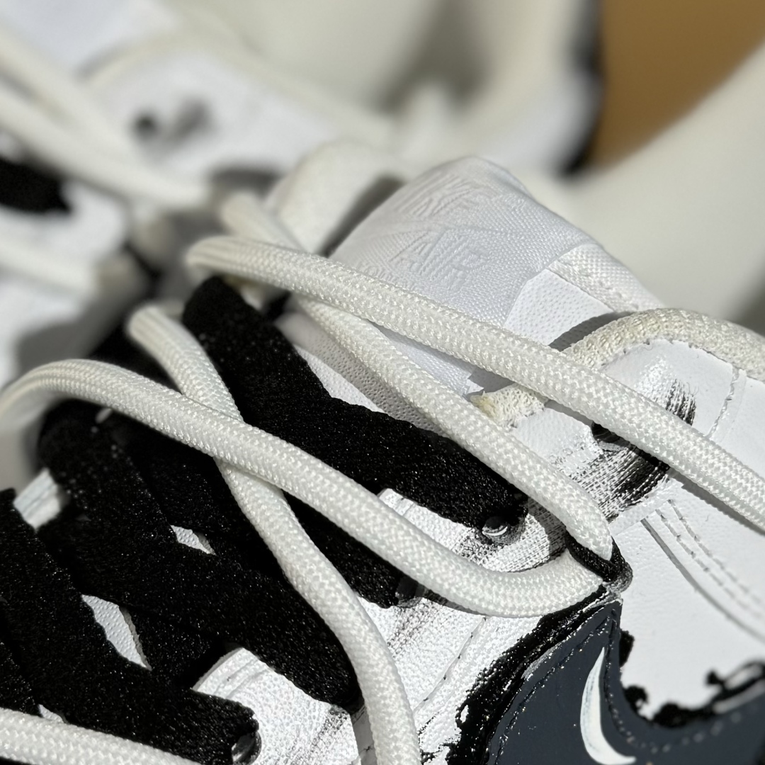 260 Nike Air Force 1‘07 Low 空军一号低帮休闲板鞋 CW2288-111