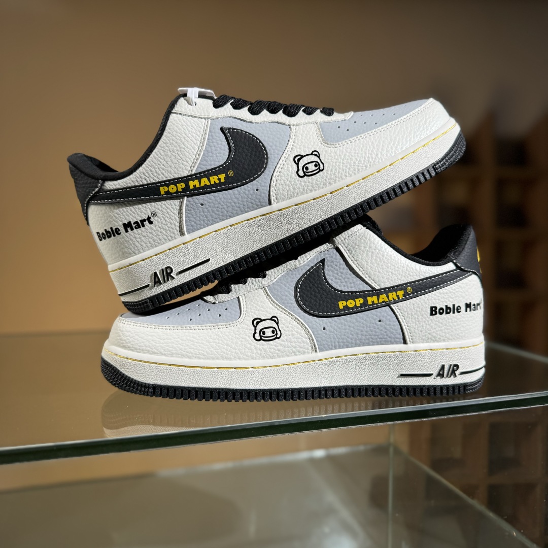 260 Nike Air Force 1'07 Low 泡泡玛特联名 白灰黑金 空军一号低帮休闲板鞋 SC0601-564