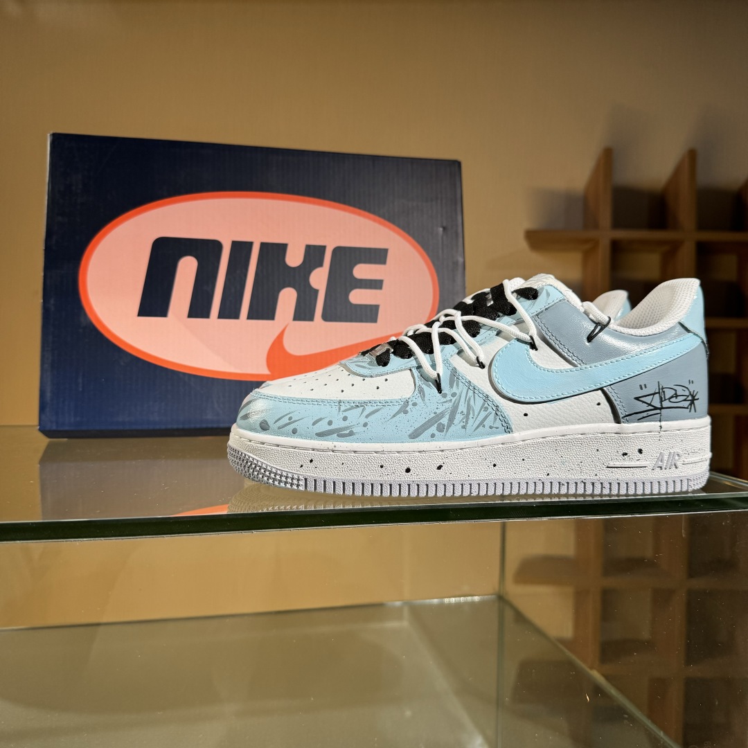 260 Nike Air Force 1'07 Low ”Starry Sky Trajectory” 手绘涂鸦 星芒轨迹 空军一号定制休闲板鞋 CW1888-006