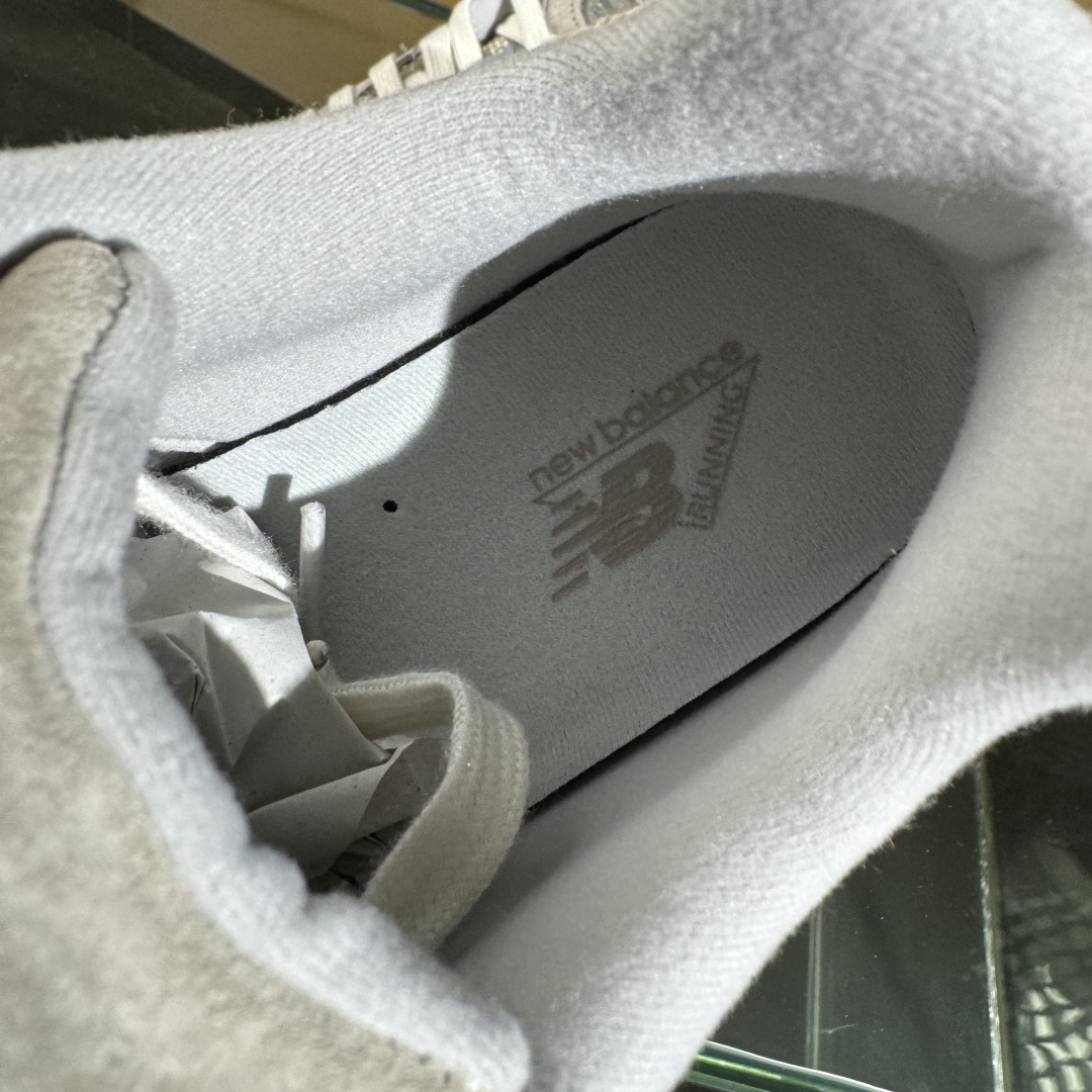 230 X版 New Balance 2002系列 复古休闲跑步鞋 U2002RRD
