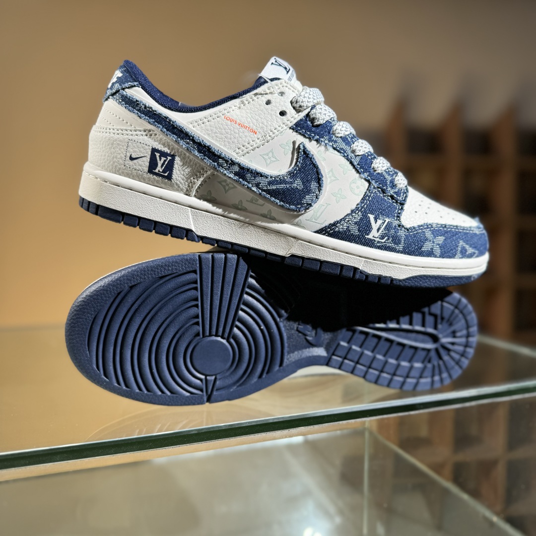 280 Nike SB Dunk Low LV联名 米蓝布小勾  低帮休闲板鞋 YX5066-386