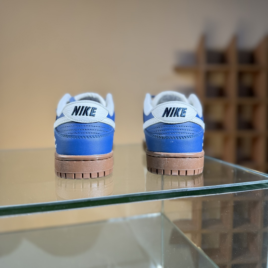 260 Nike SB Dunk Low 巴黎世家联名  FX1588-315