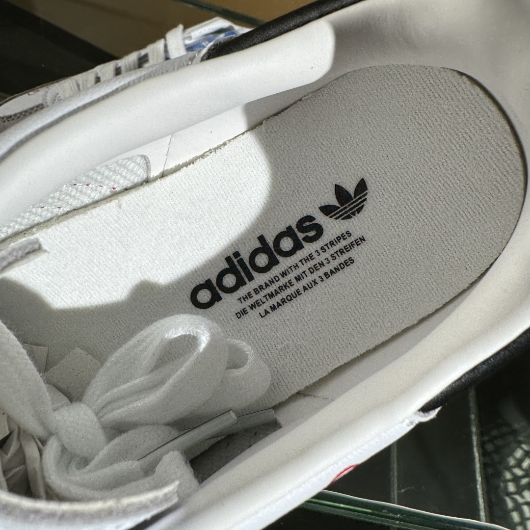 140 阿迪达斯三叶草AdidOriginals Samba 桑巴舞系列绅士德训足球风百搭低帮休闲运动板鞋 B75806