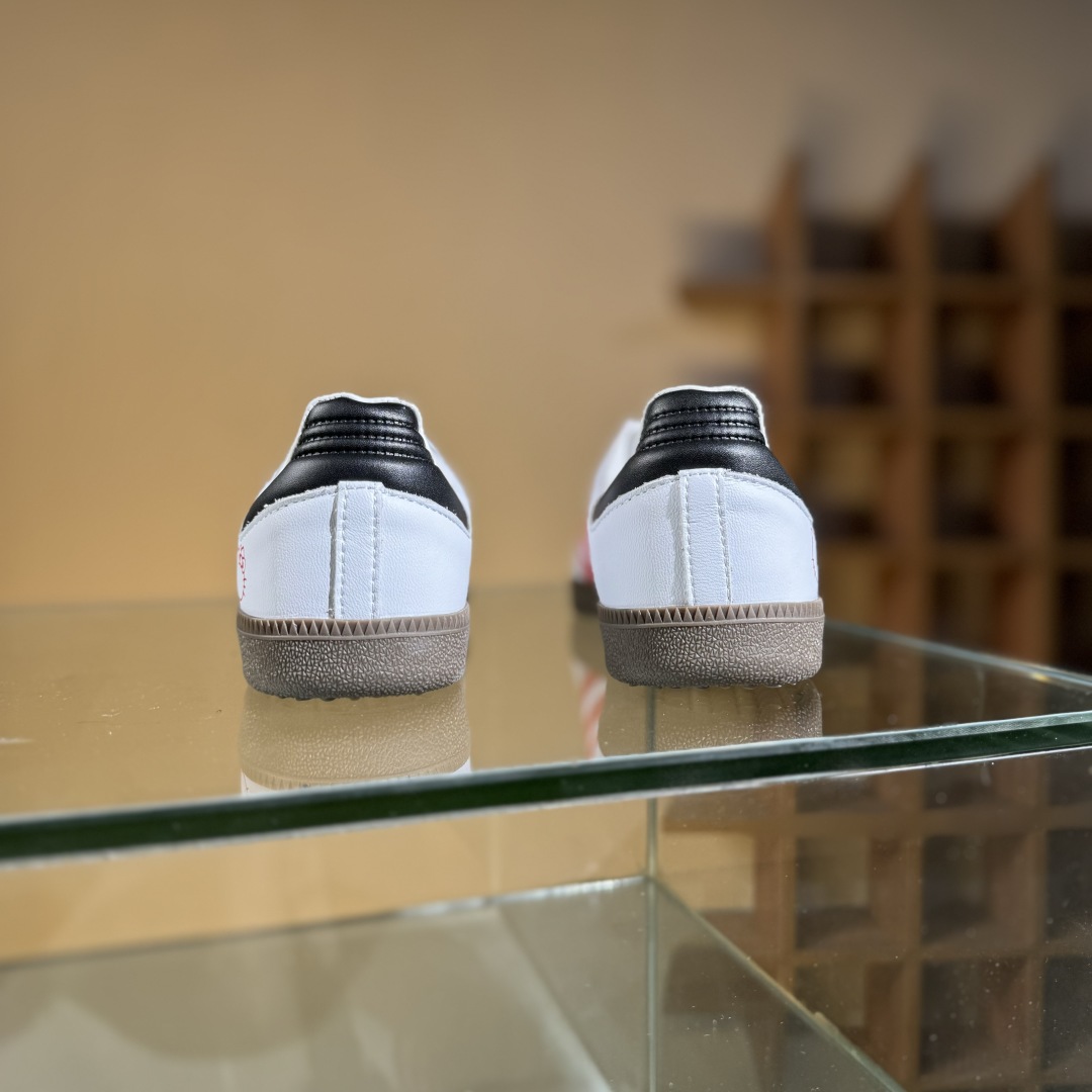 140 阿迪达斯三叶草AdidOriginals Samba 桑巴舞系列绅士德训足球风百搭低帮休闲运动板鞋 B75806
