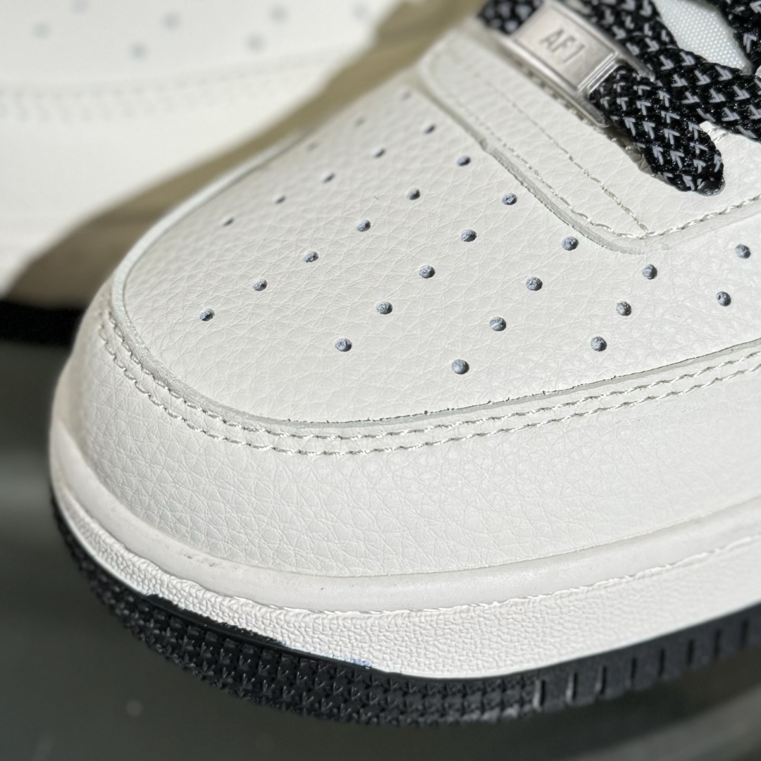 260 Nike Air Force 1‘07 Low 耐克树纹经典黑 空军一号定制休闲板鞋 SM6668-105