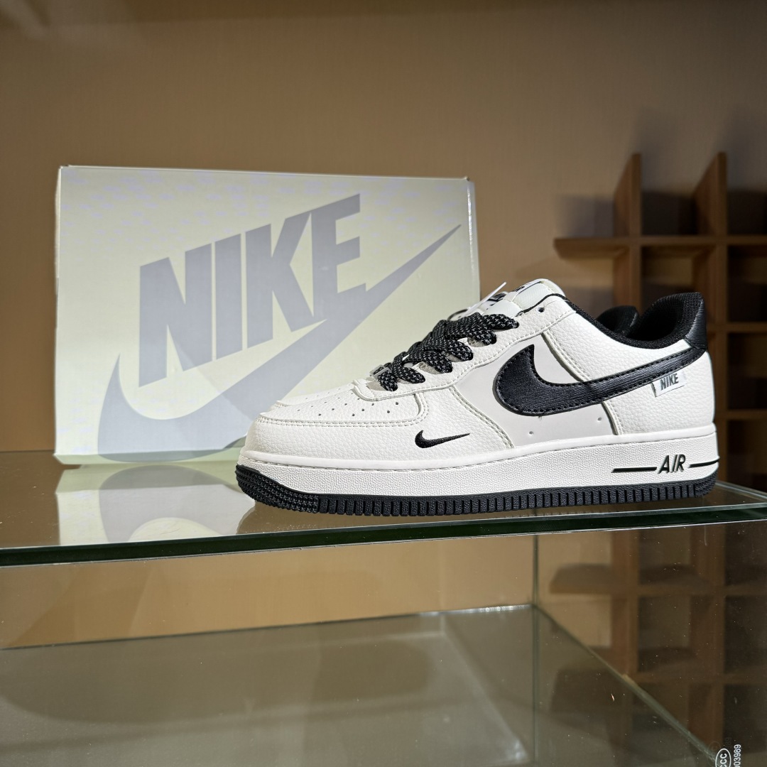 260 Nike Air Force 1‘07 Low 耐克树纹经典黑 空军一号定制休闲板鞋 SM6668-105