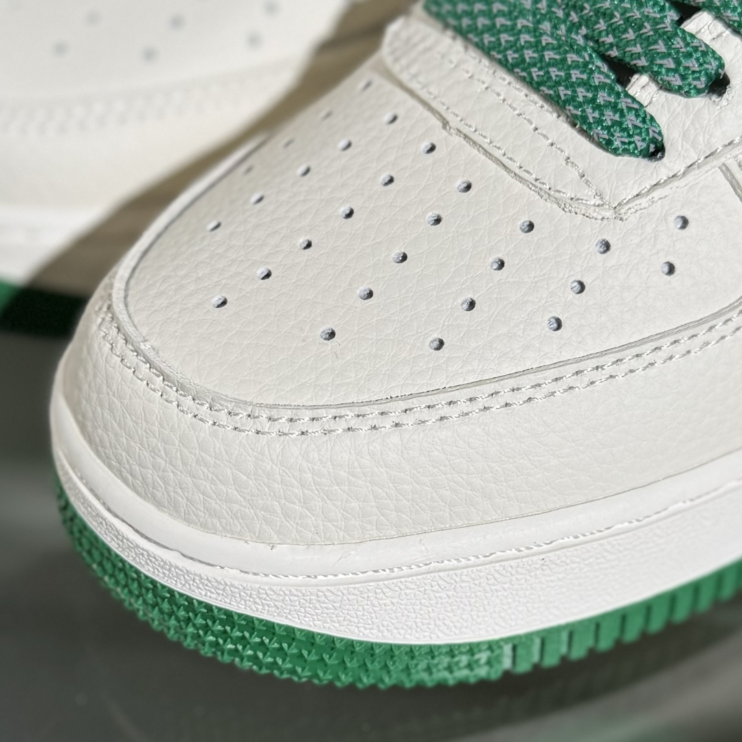 260 Nike Air Force 1‘07 Low 联名 白绿涂鸦 空军一号低帮休闲板鞋 HJ3318-001
