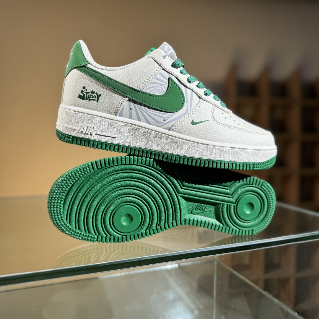 260 Nike Air Force 1‘07 Low 联名 白绿涂鸦 空军一号低帮休闲板鞋 HJ3318-001