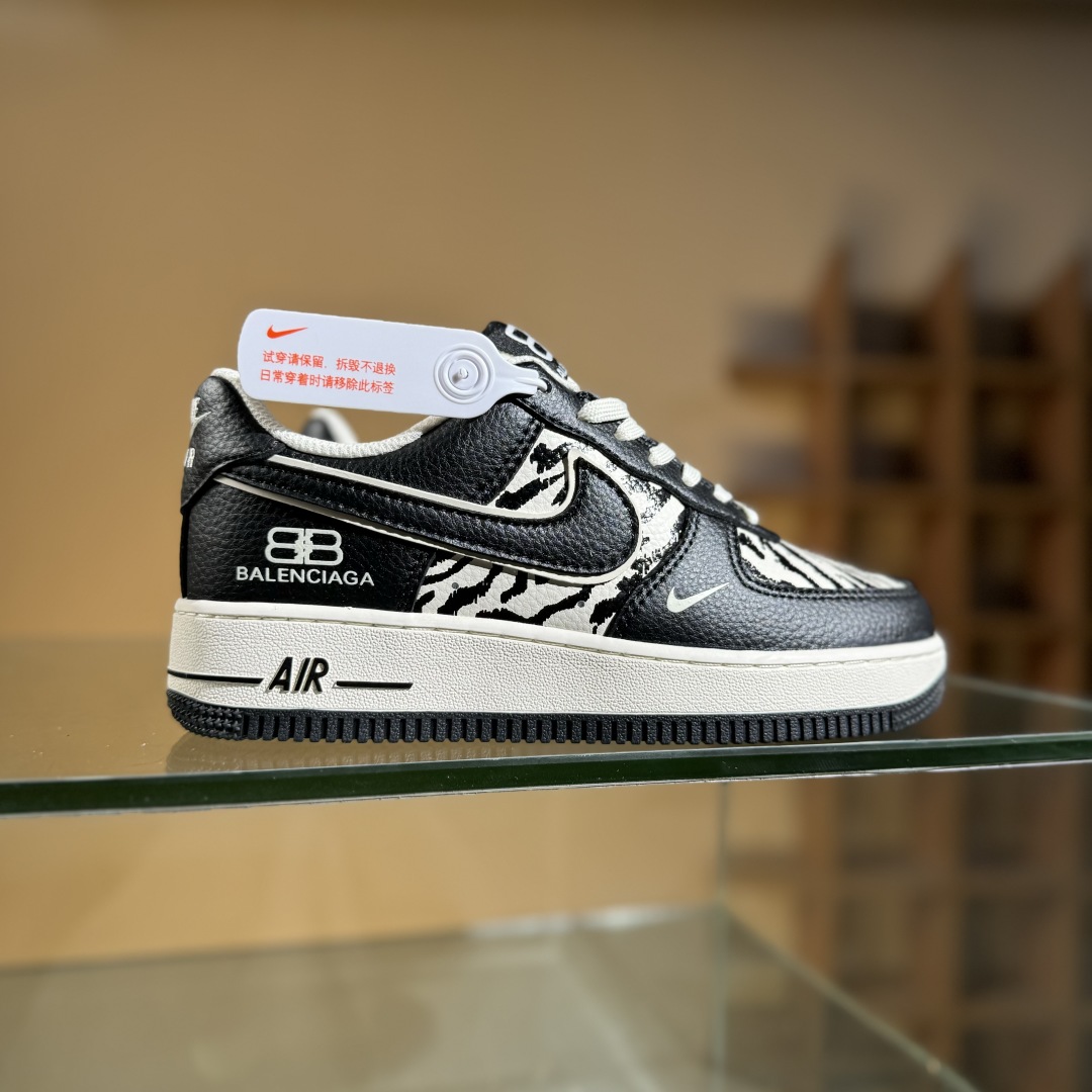 260 Nike Air Force 1'07 Low 巴黎世家联名 雪山米白黑 空军一号低帮休闲板鞋 HJ3318-004
