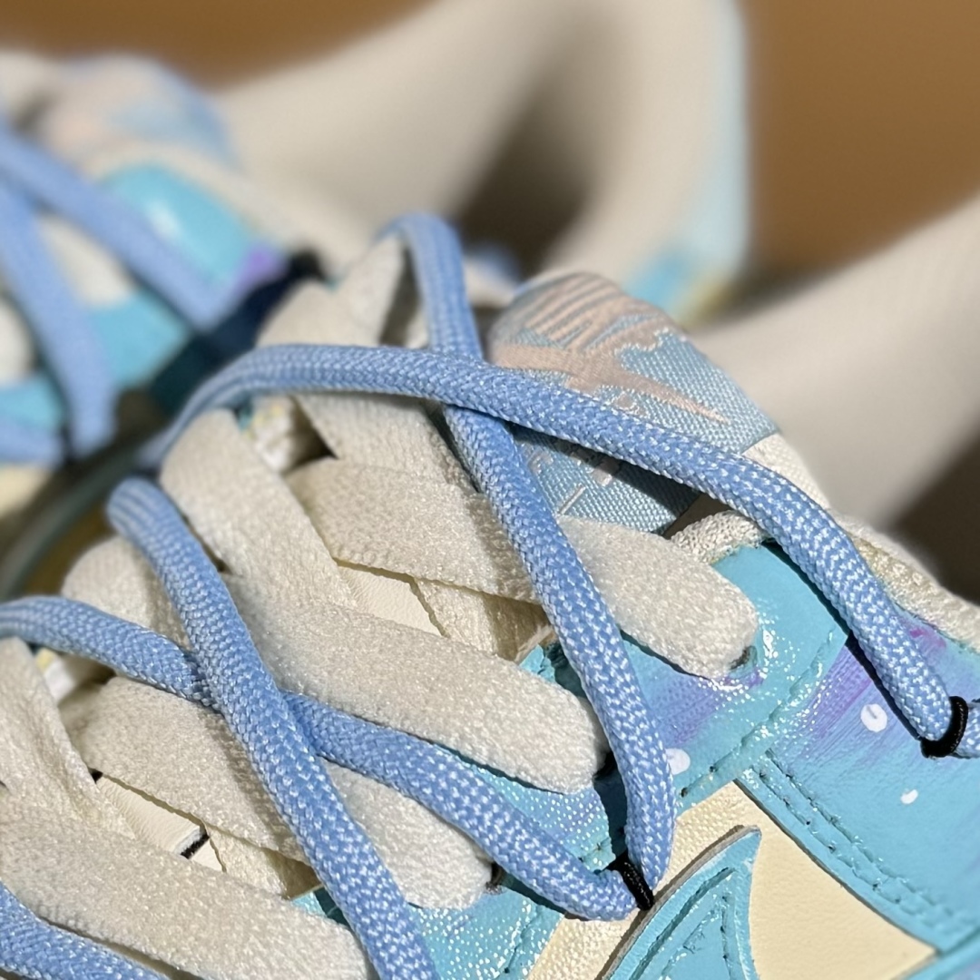 260 Nike Air Force 1'07 Low ”Sweet Dream of Sea Salt” 手绘涂鸦 海盐甜梦 空军一号低帮休闲板鞋 XL2332-555