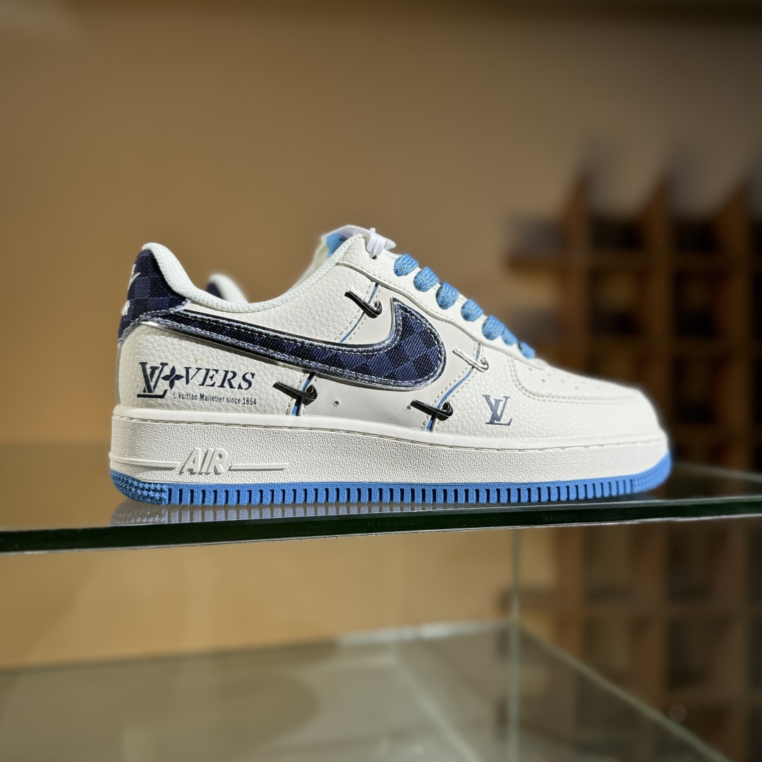 260 Nike Air Force 1'07 Low LV联名 米蓝四勾 空军一号低帮休闲板鞋 XS2869-003