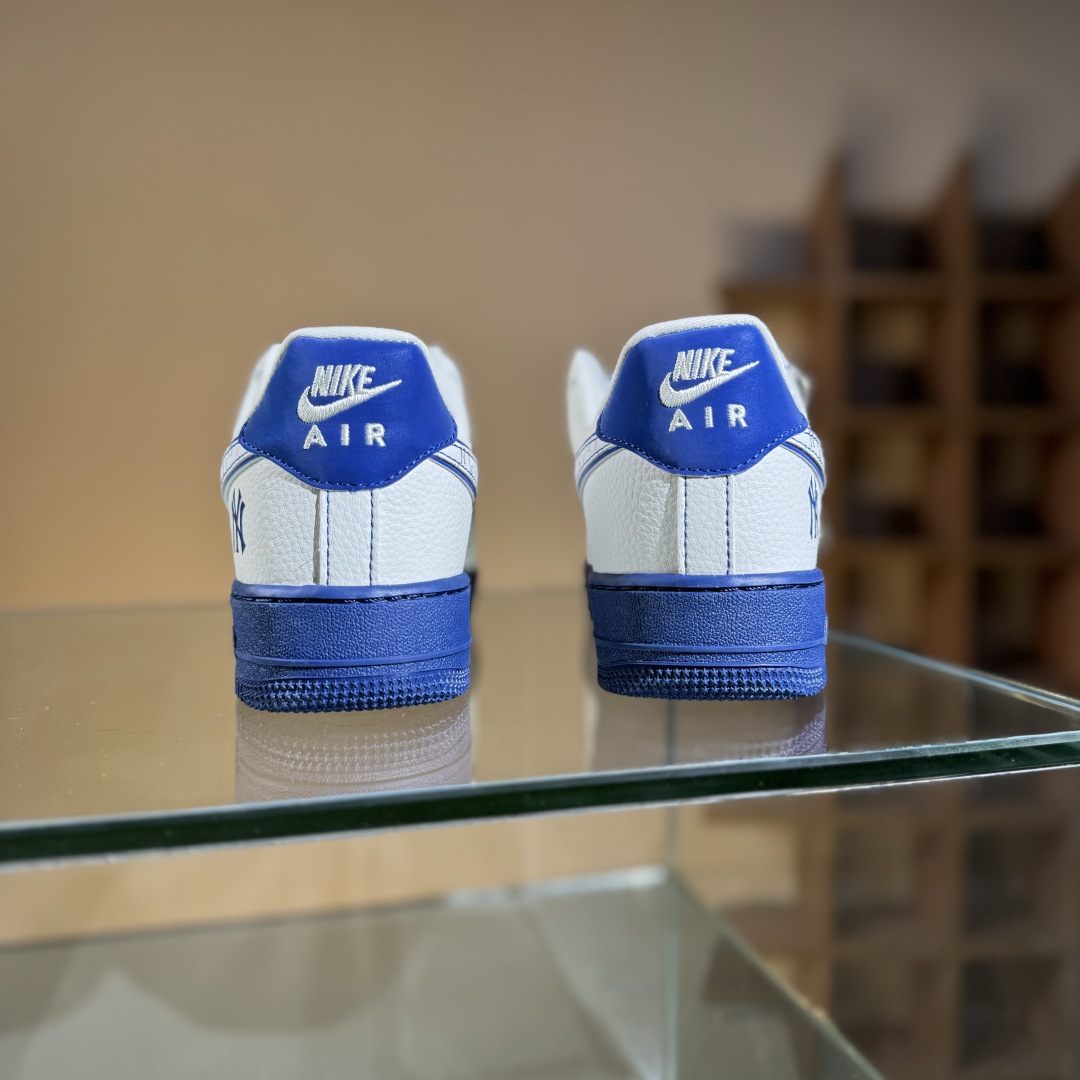 260 Nike Air Force 1'07 Low MLB联名 米蓝线反光 空军一号低帮休闲板鞋 KJ1688-010