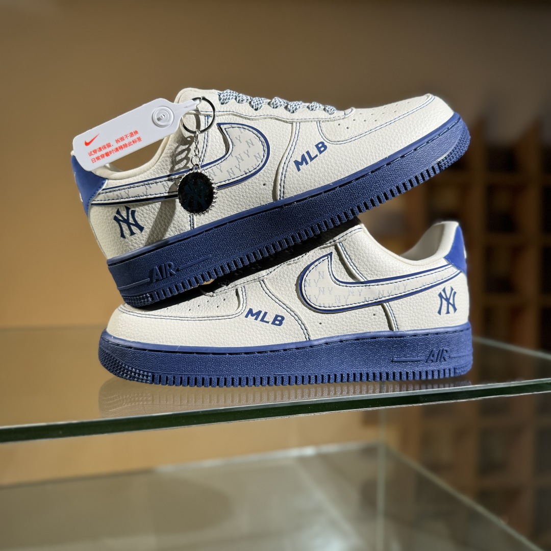 260 Nike Air Force 1'07 Low MLB联名 米蓝线反光 空军一号低帮休闲板鞋 KJ1688-010