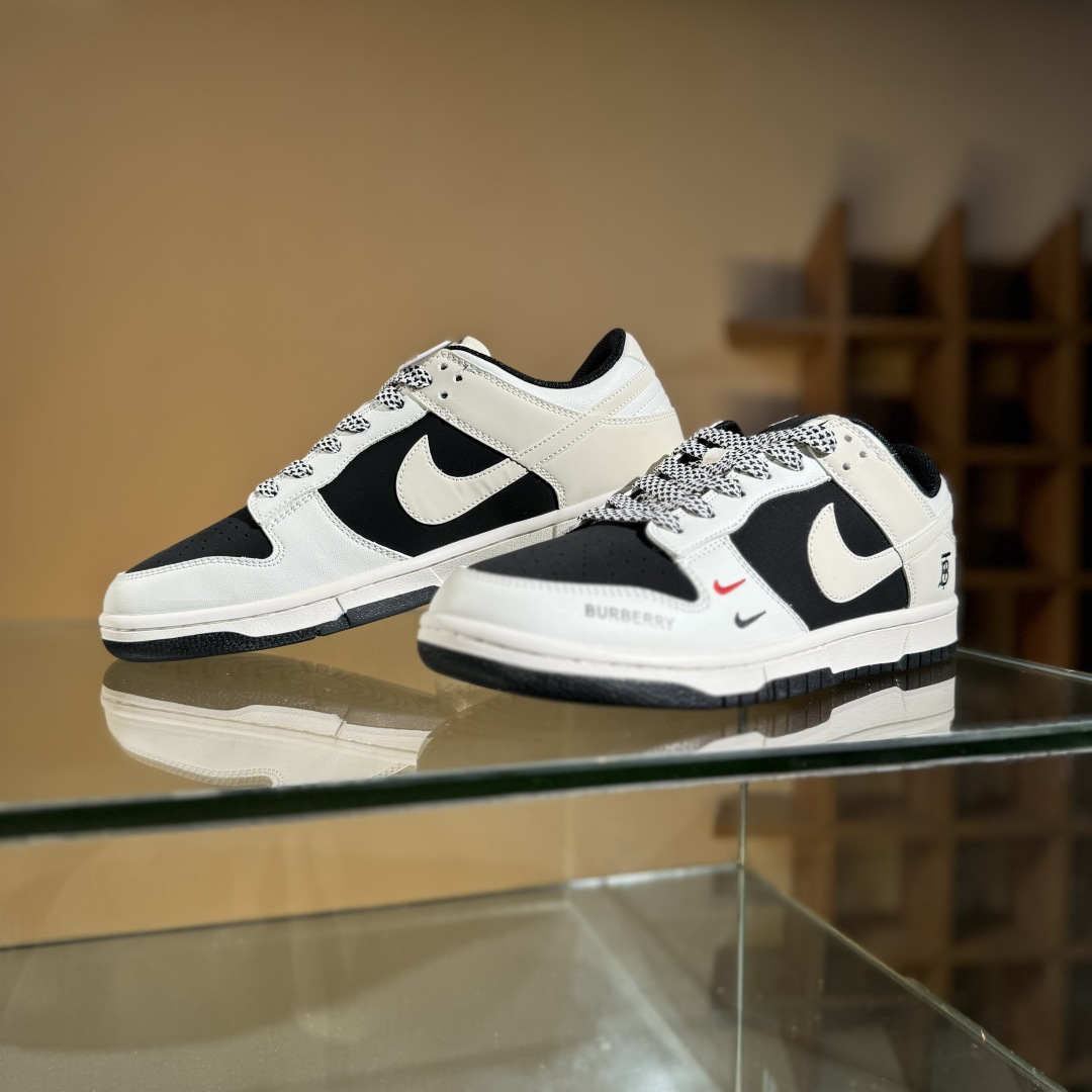 280 Nike SB Dunk Low 巴宝莉联名 白黑小双勾  低帮休闲板鞋 CS5288-117