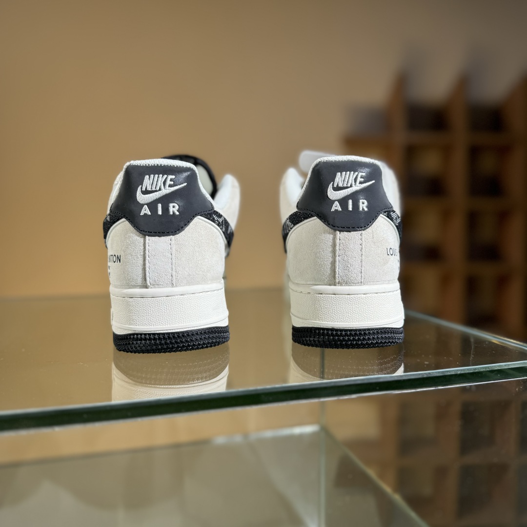 260 Nike Air Force 1'07 Low LV联名 猪八米白黑 空军一号低帮休闲板鞋 MZ9588-801