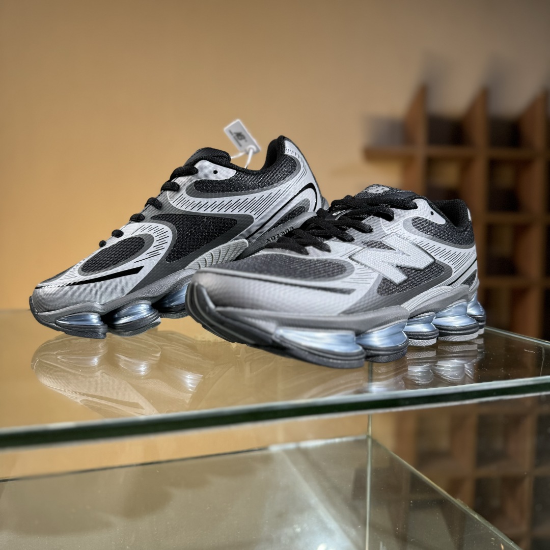220 New Balance 2000系列复古老爹风休闲运动慢跑鞋 U2000EA