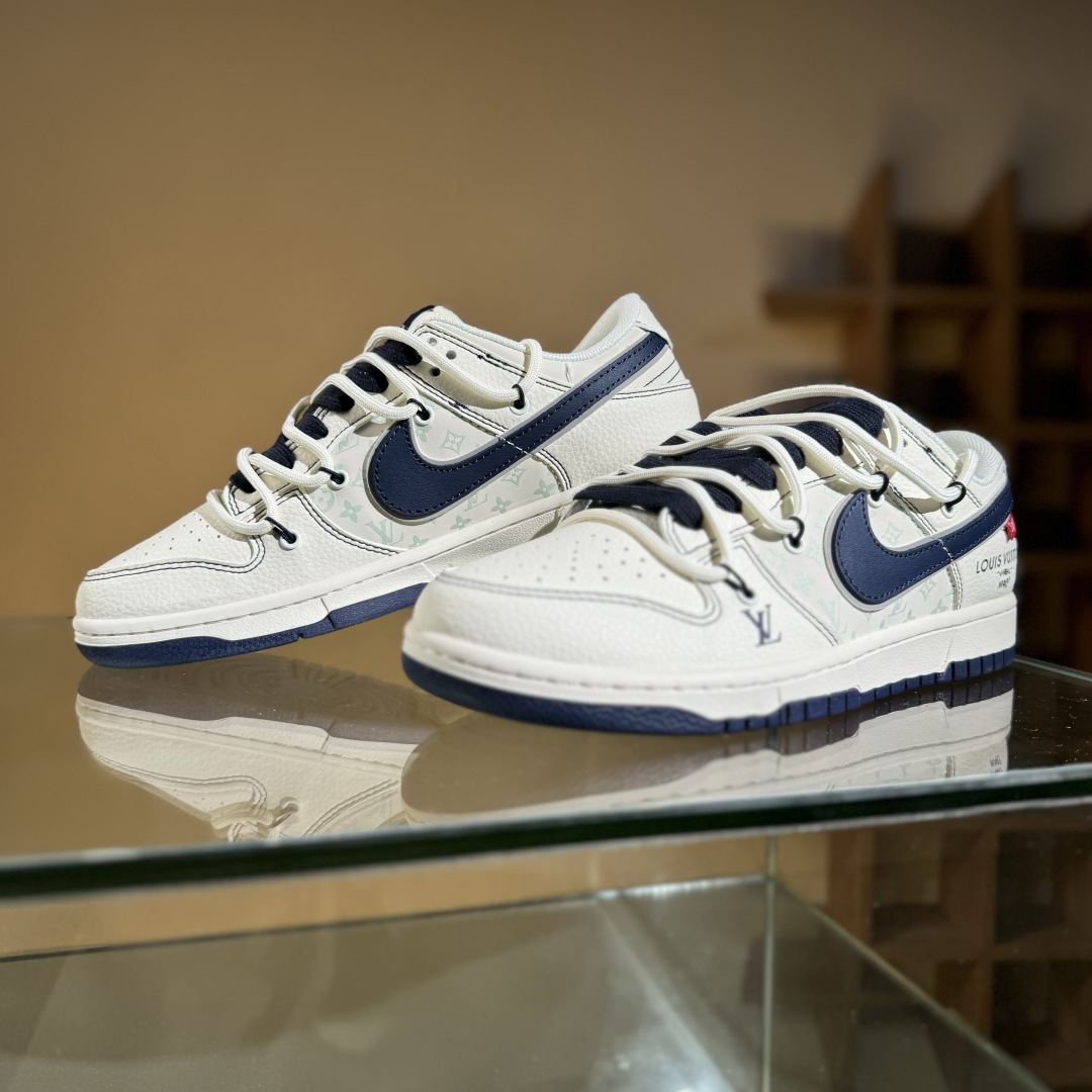 300 Nike SB Dunk Low LV联名 海军蓝抽绳  低帮休闲板鞋 YX5066-370