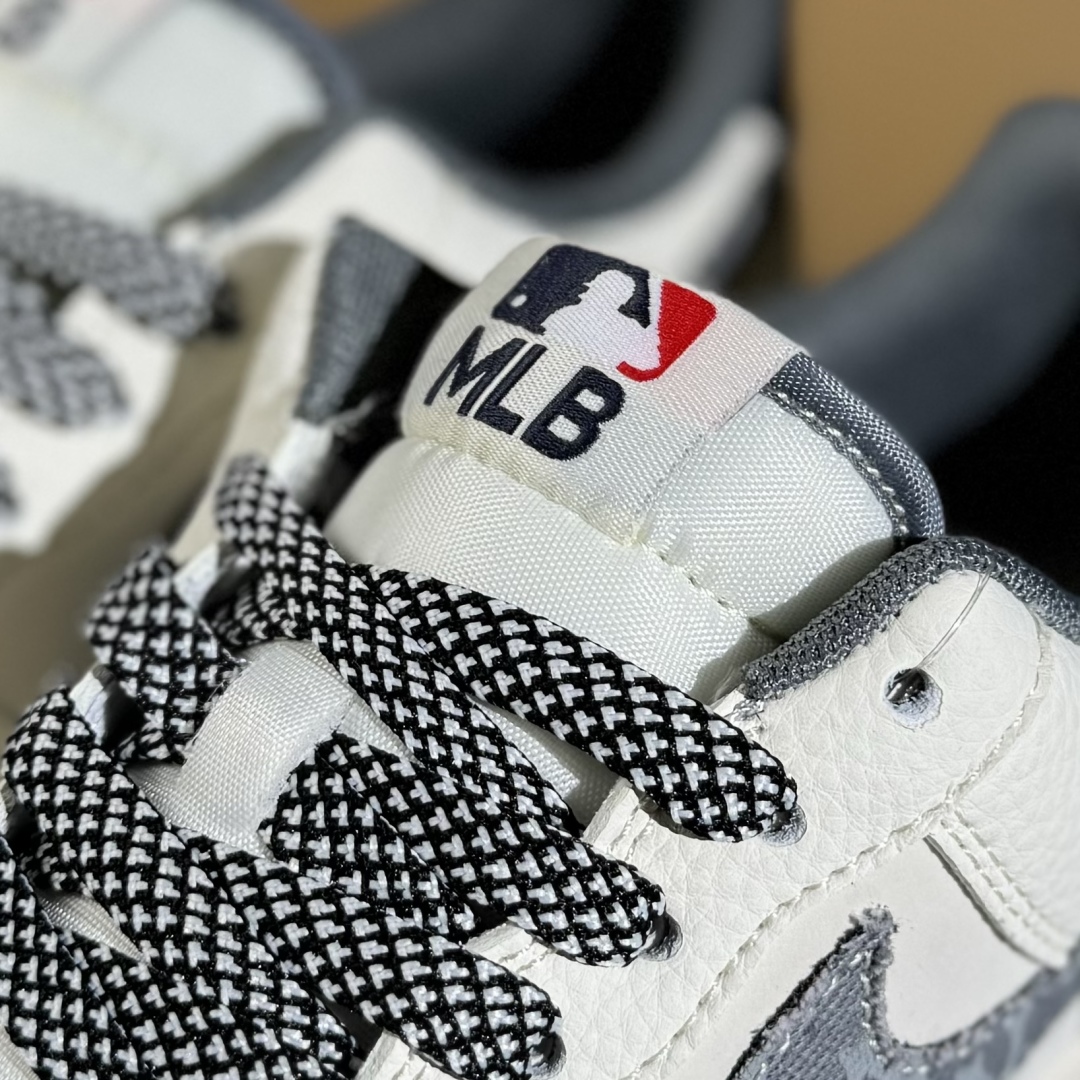 260 Nike Air Force 1'07 Low MLB联名 红蓝双勾米灰 空军一号低帮休闲板鞋 QW5606-264